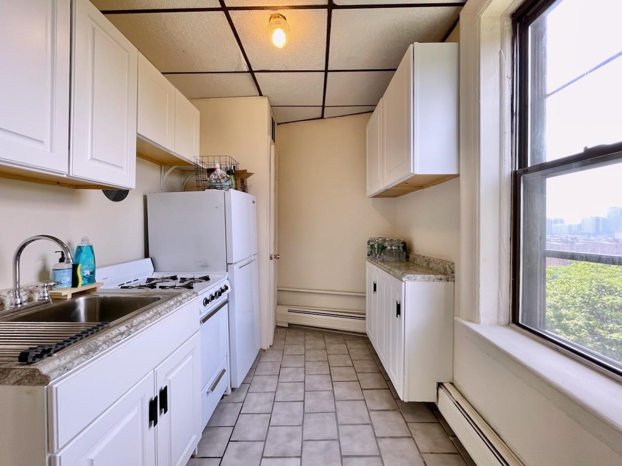 334 OGDEN AVE Unit: 25