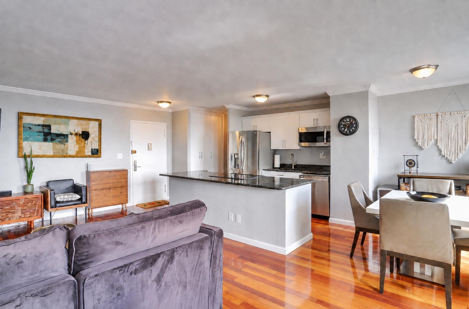 100 MANHATTAN AVE Unit: 1309