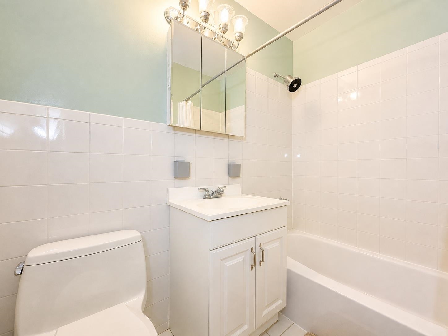 100 MANHATTAN AVE Unit: 1309