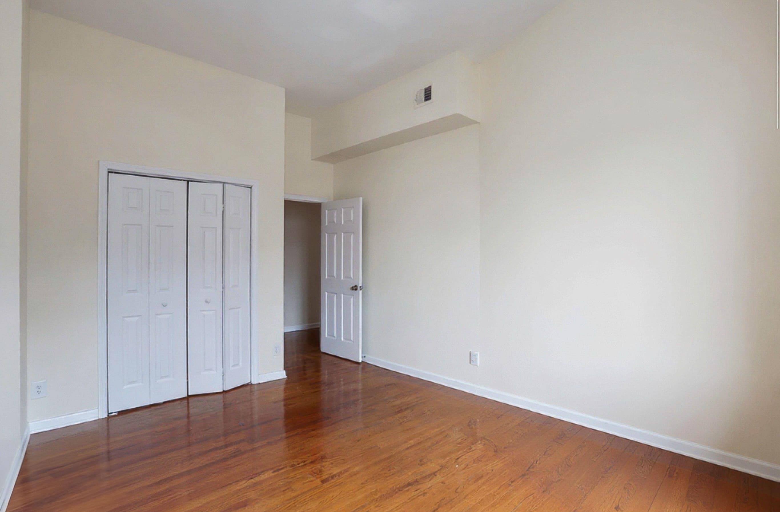 186 WAYNE ST Unit: 320