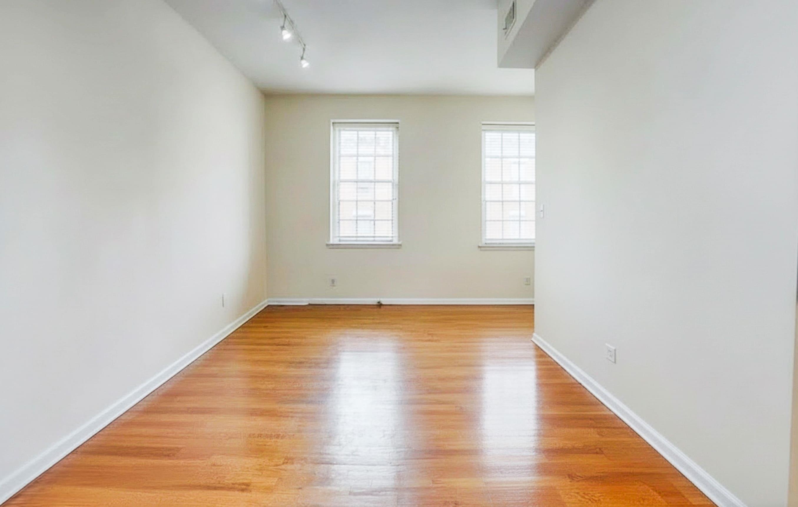 186 WAYNE ST Unit: 320