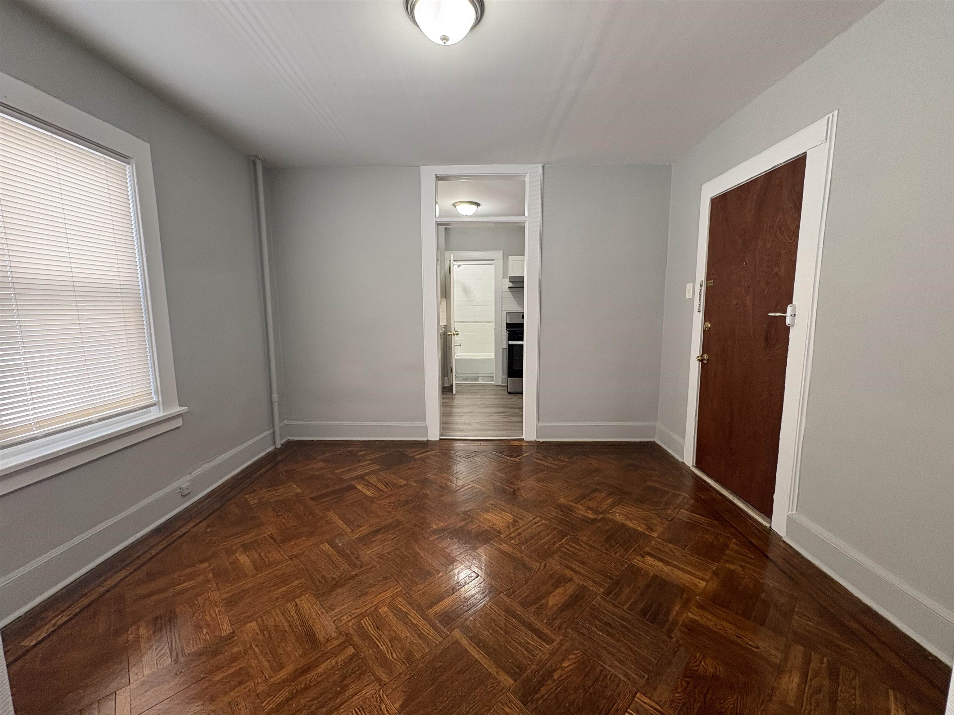 762 FOREST ST Unit: 1
