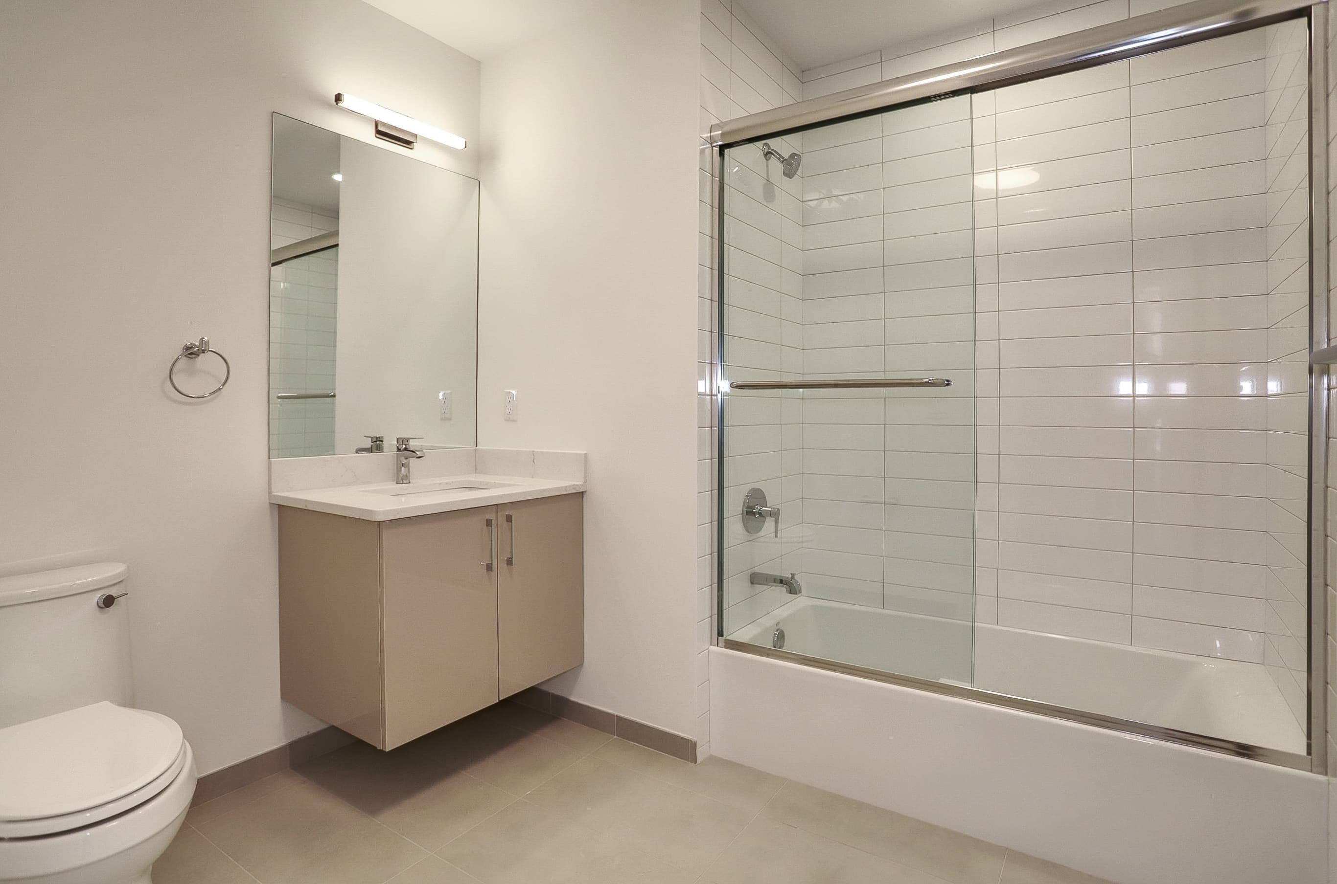 303 MADISON ST Unit: 301