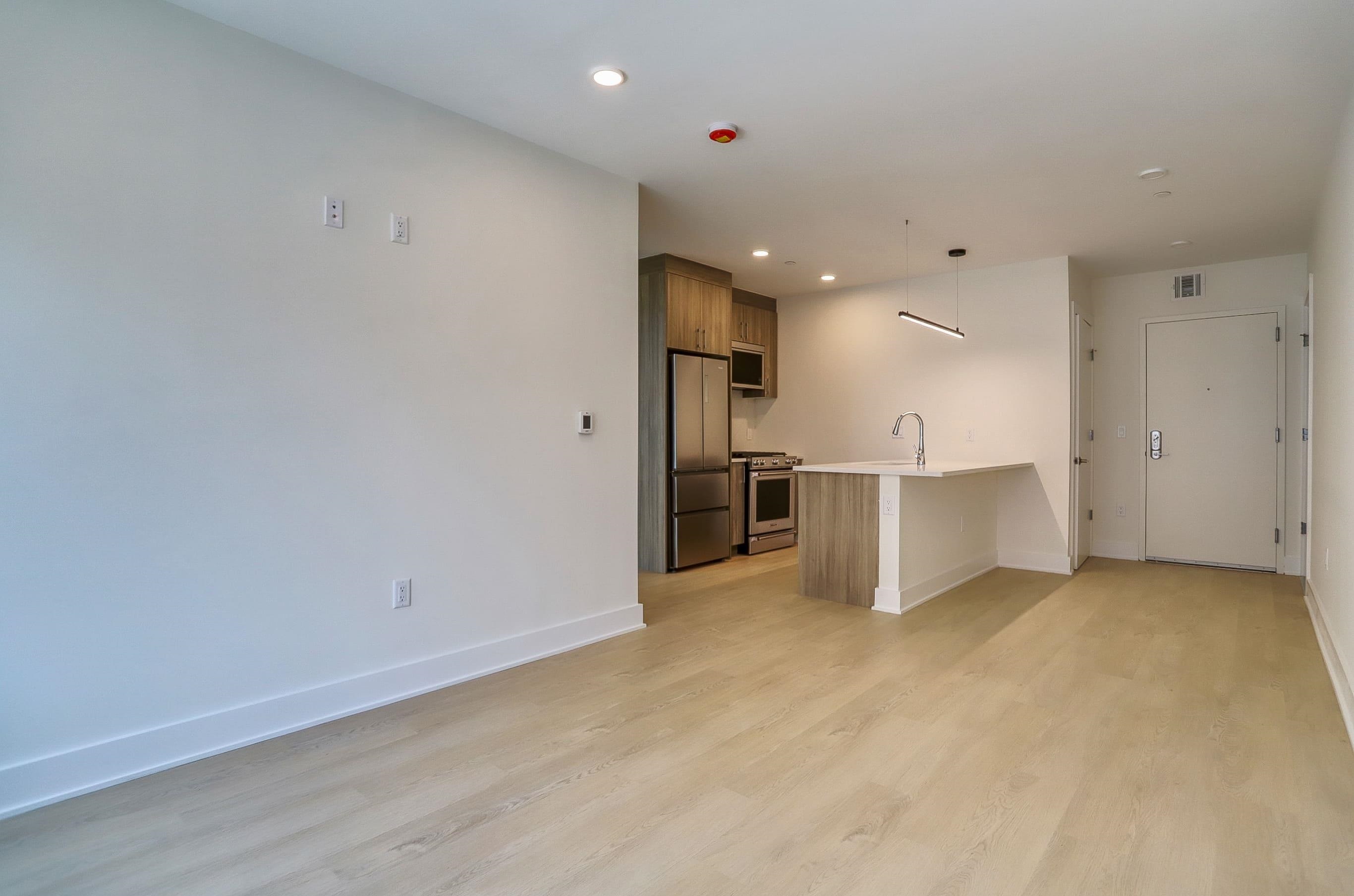 303 MADISON ST Unit: 301