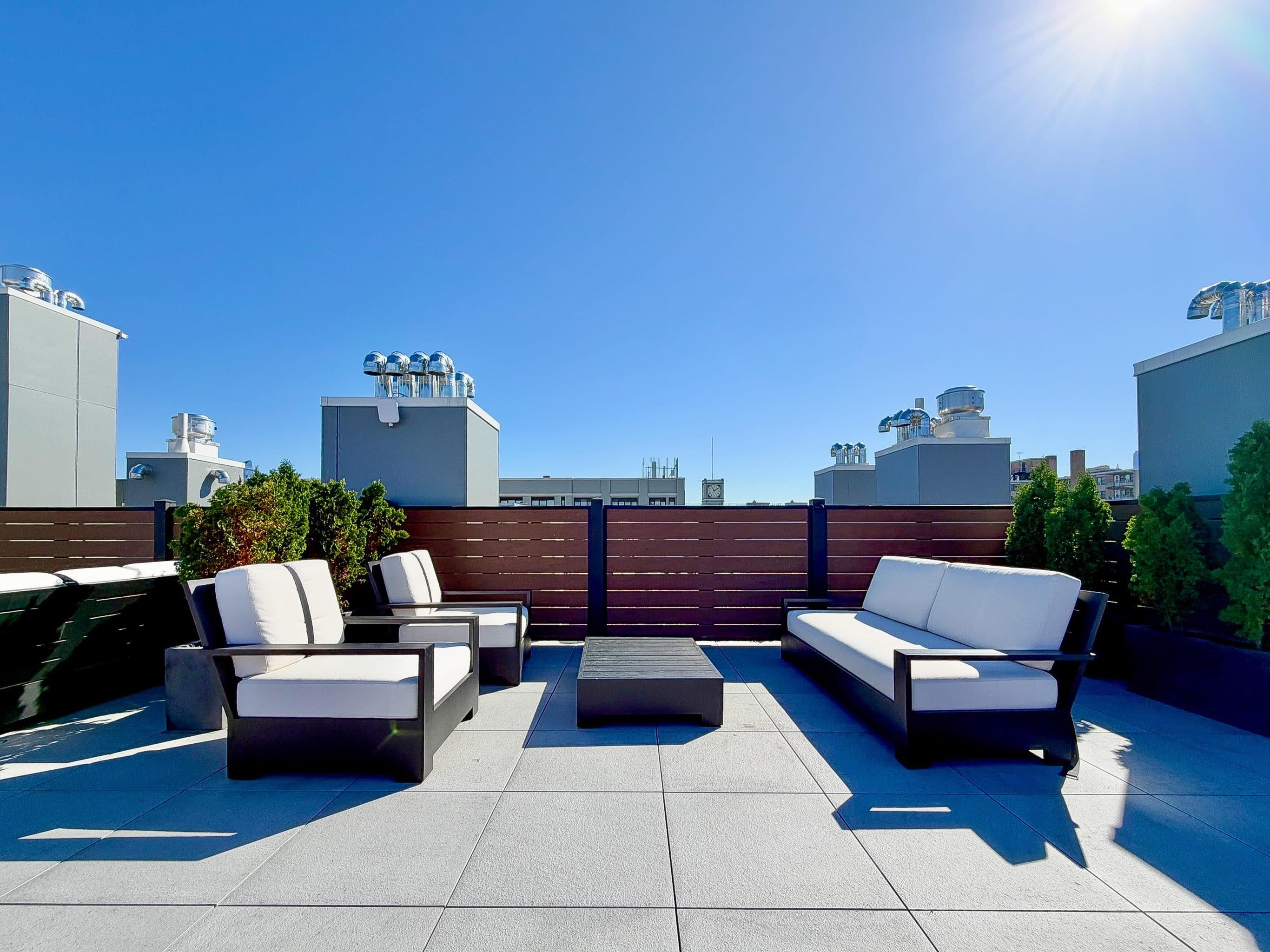 303 MADISON ST Unit: 301