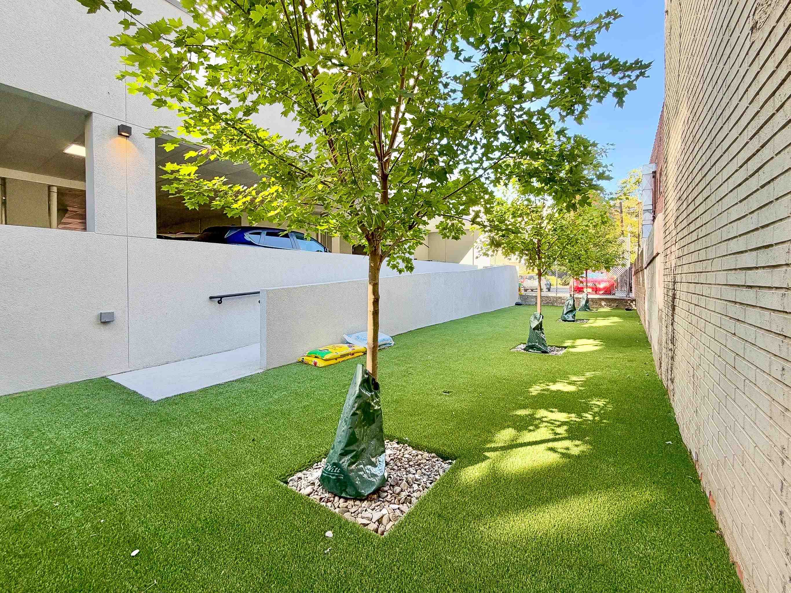 303 MADISON ST Unit: 301