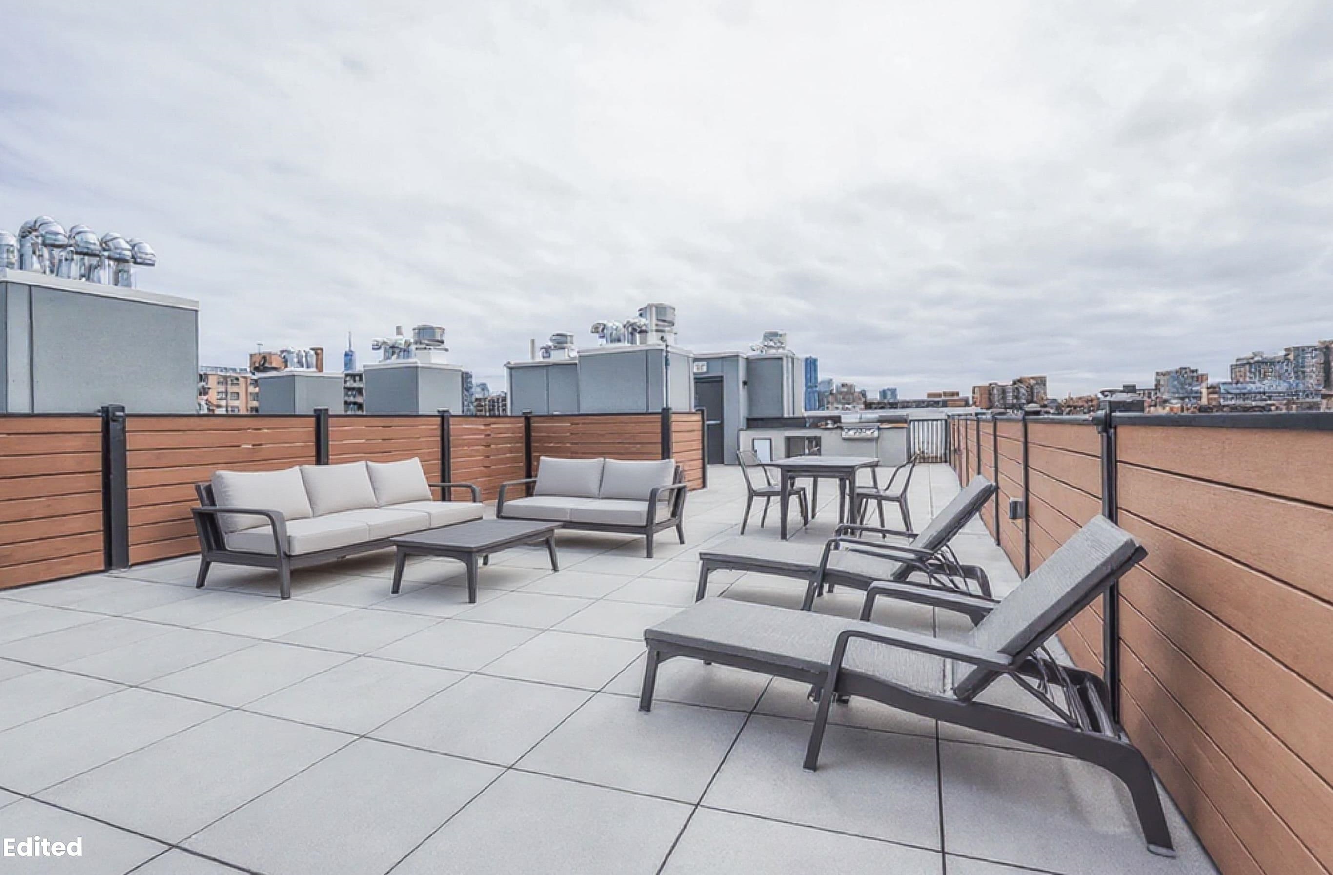 303 MADISON ST Unit: 301