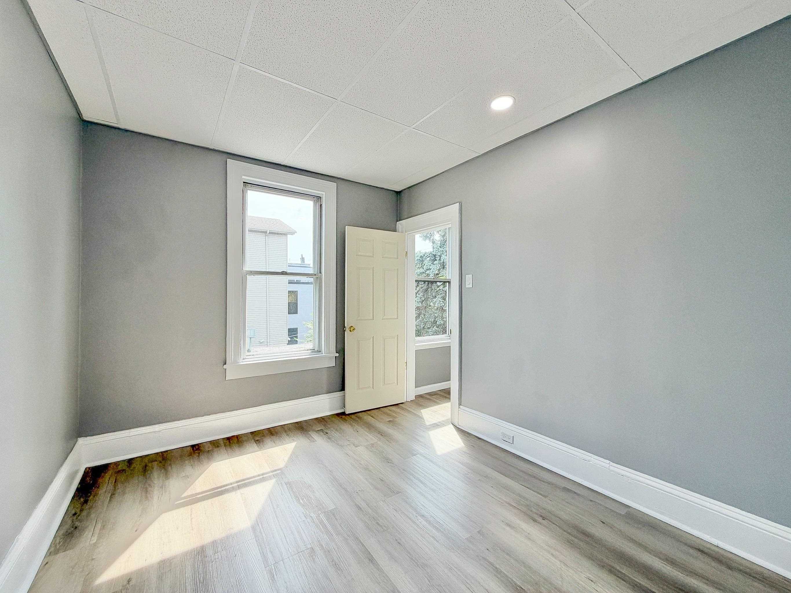 3612 KENNEDY BLVD Unit: 2