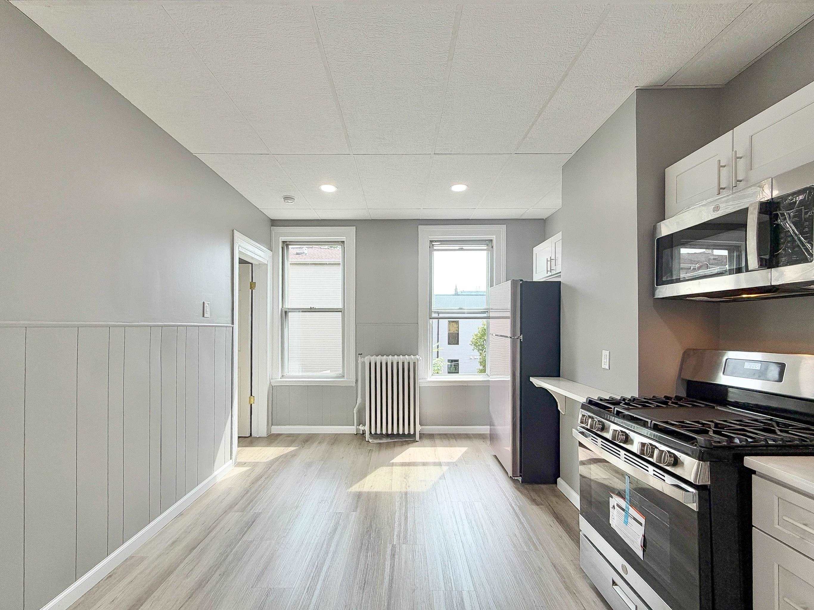 3612 KENNEDY BLVD Unit: 2