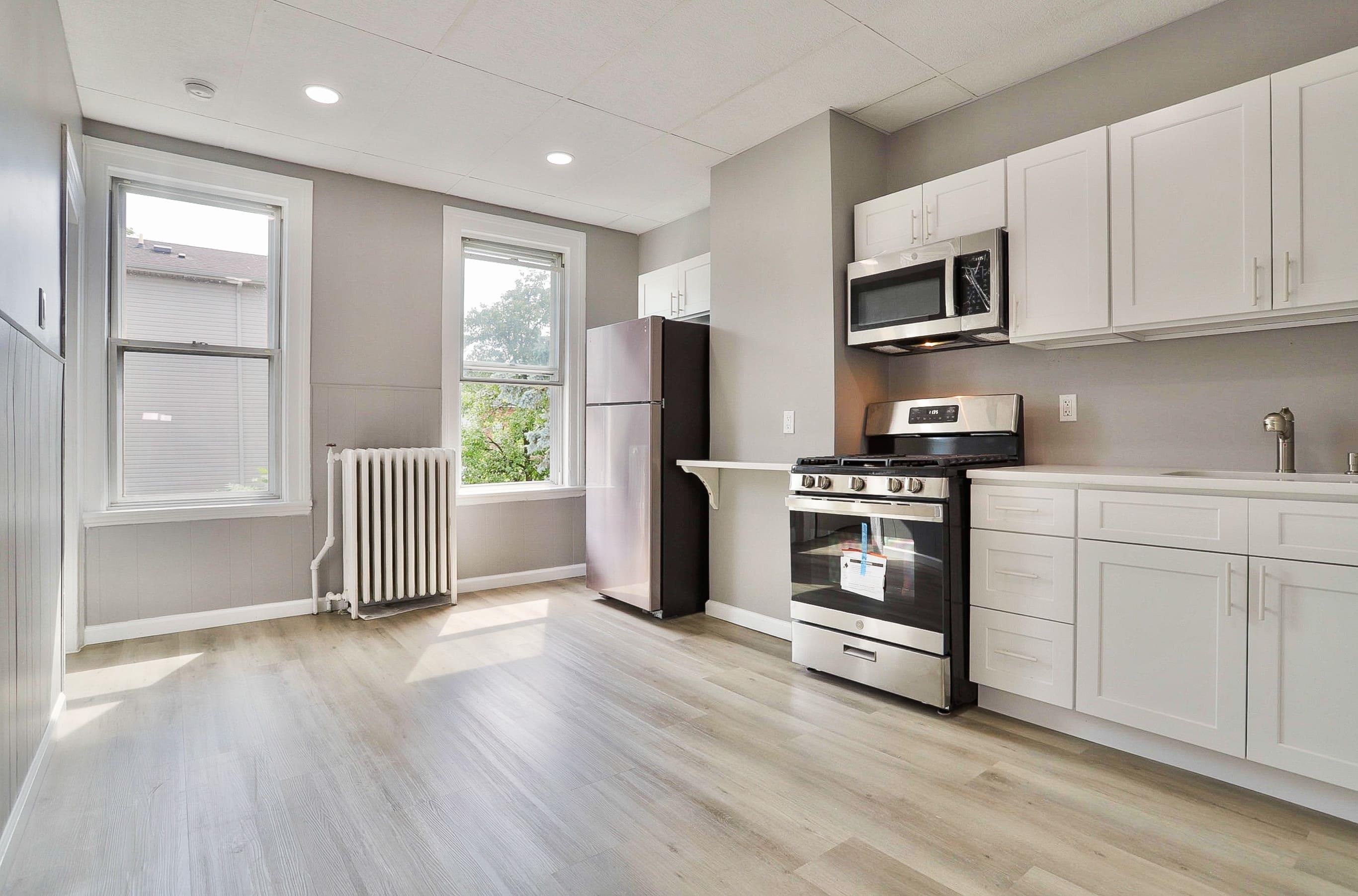 3612 KENNEDY BLVD Unit: 2