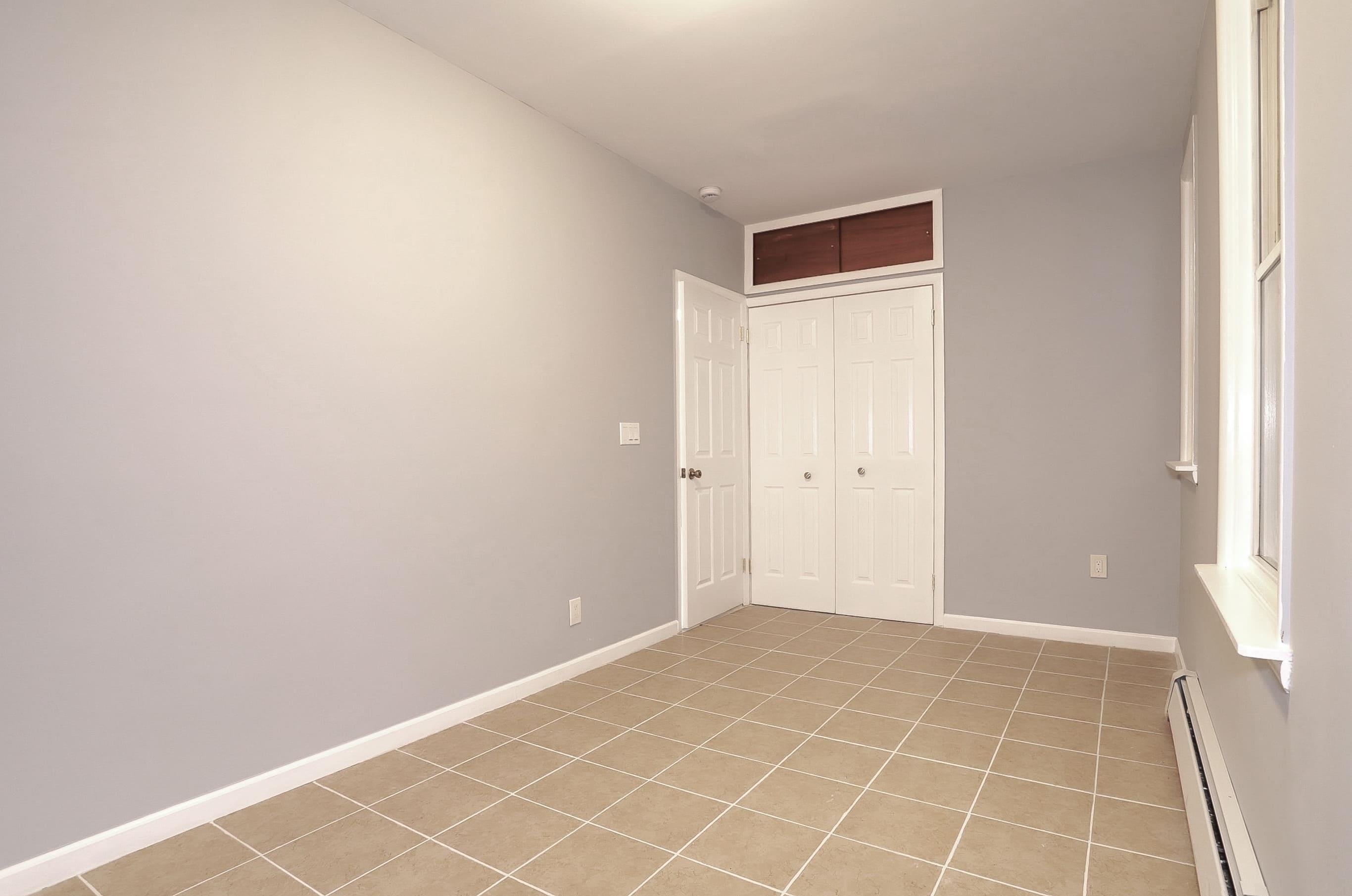42 GREENVILLE AVE Unit: 2