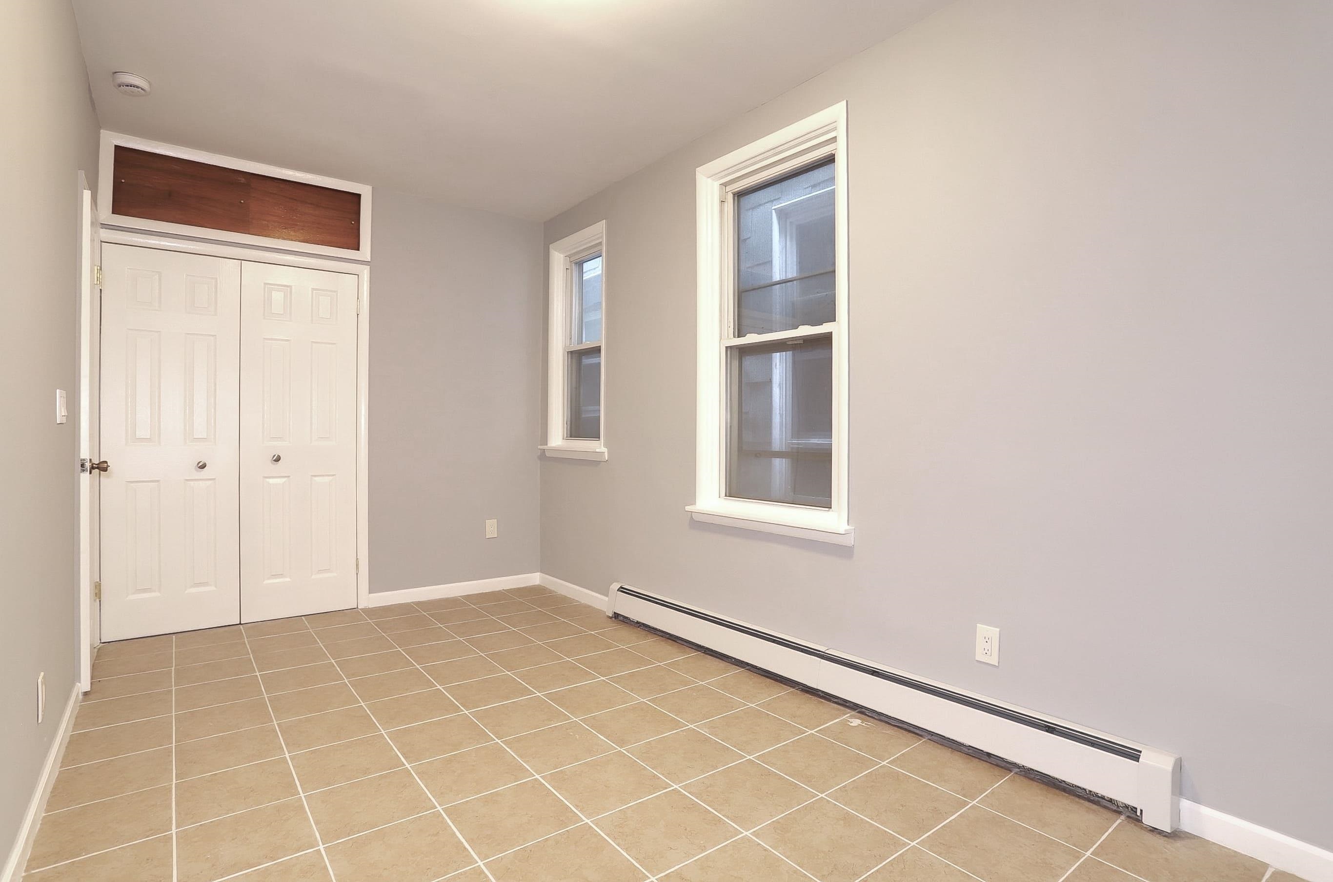 42 GREENVILLE AVE Unit: 2
