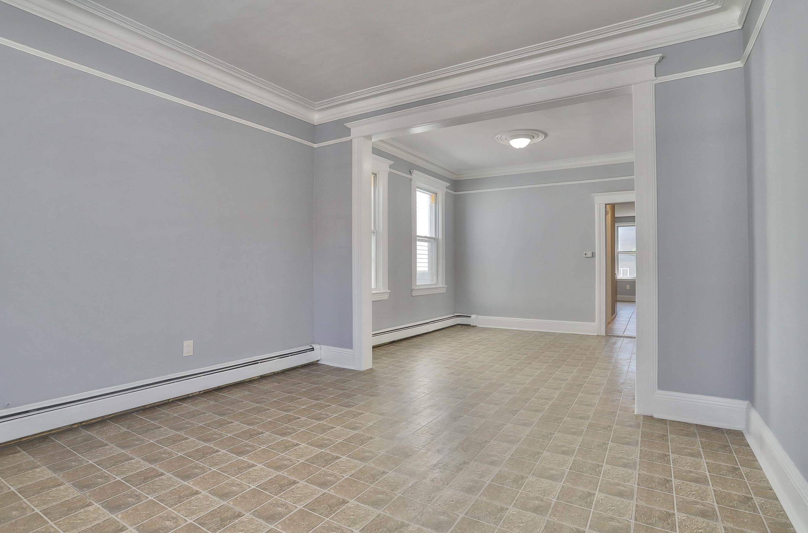 42 GREENVILLE AVE Unit: 2