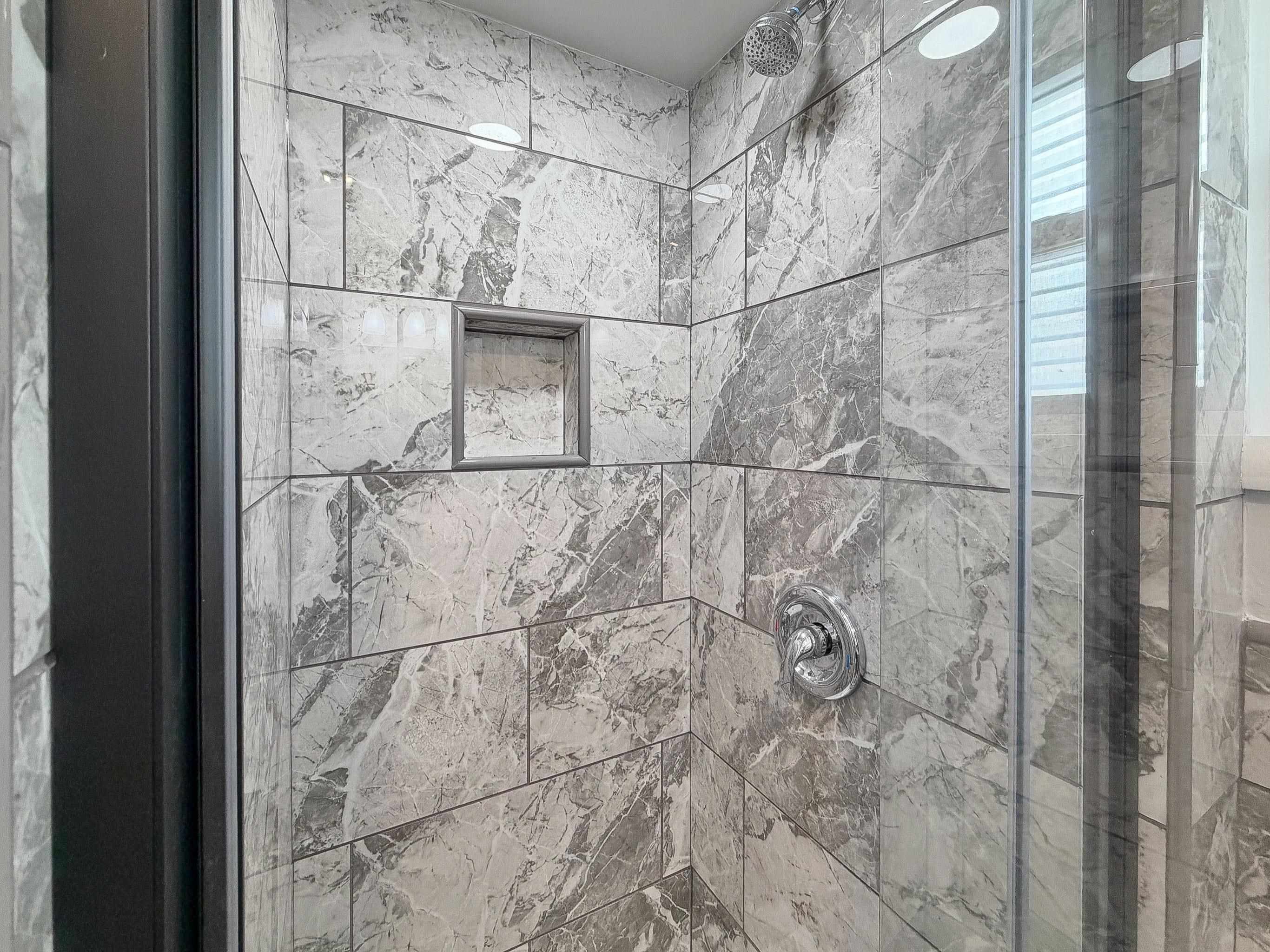 42 GREENVILLE AVE Unit: 2