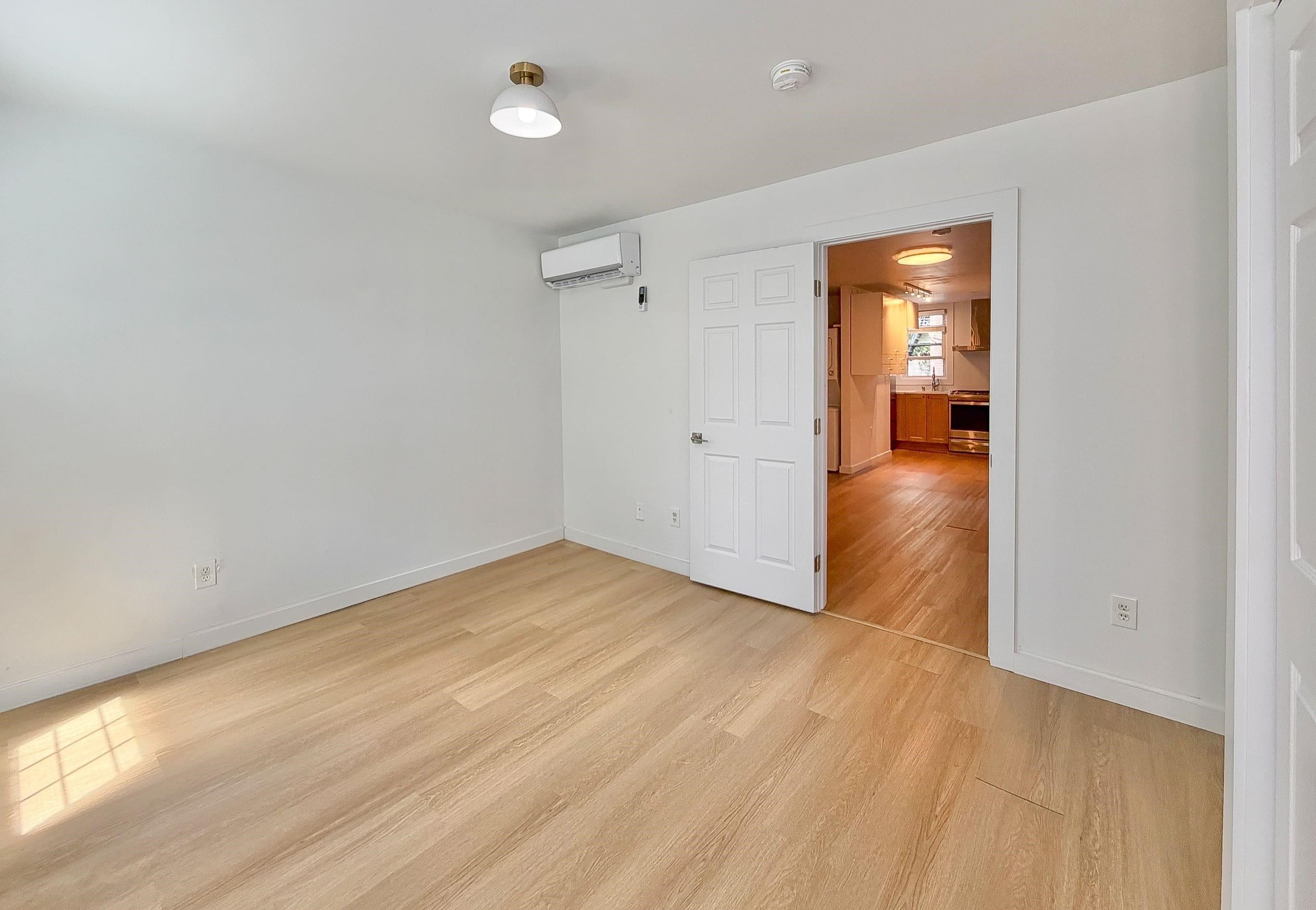 432 2ND ST Unit: 1