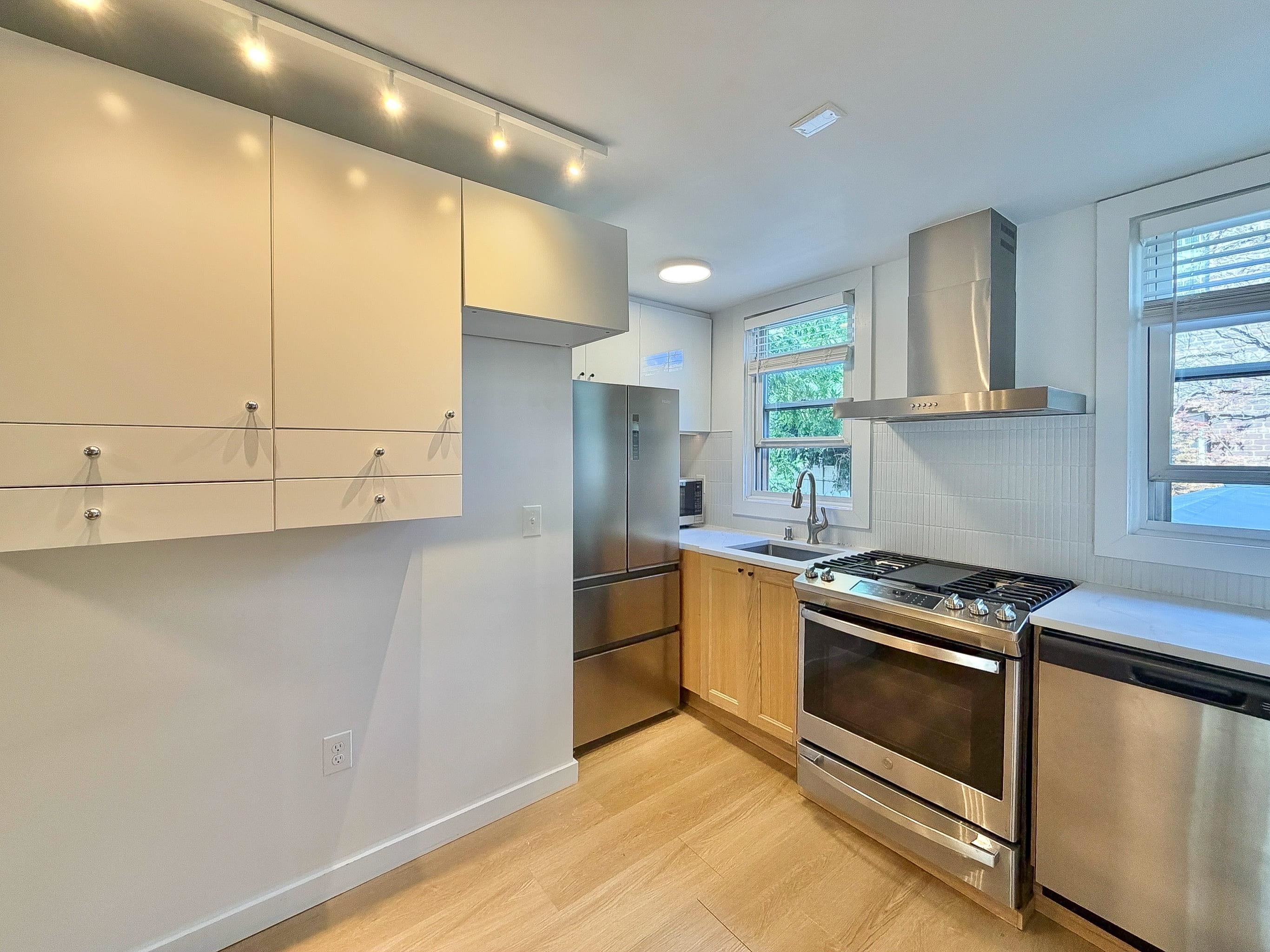432 2ND ST Unit: 1