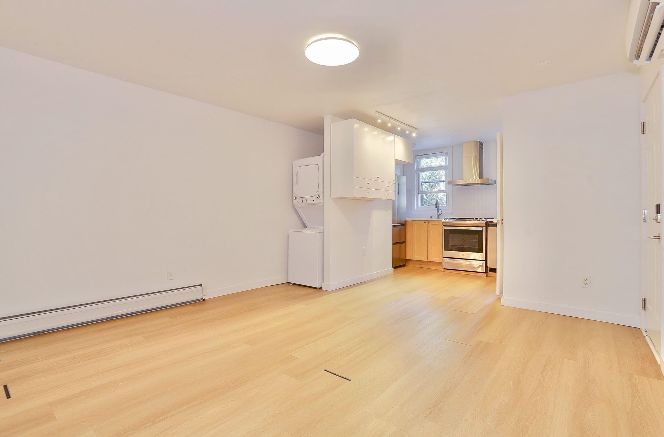 432 2ND ST Unit: 1