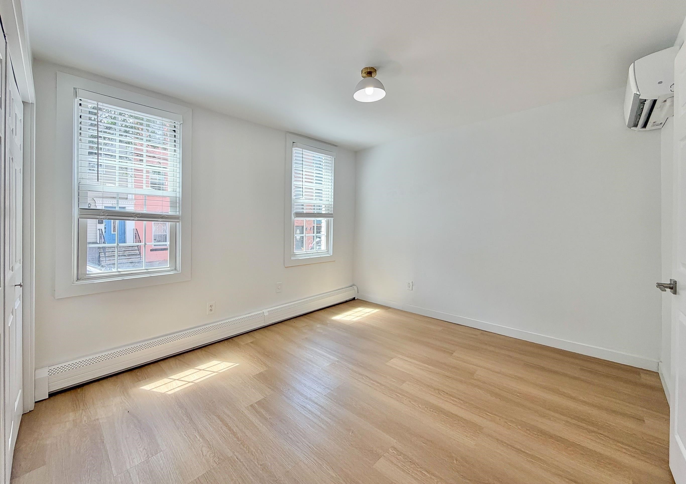 432 2ND ST Unit: 1