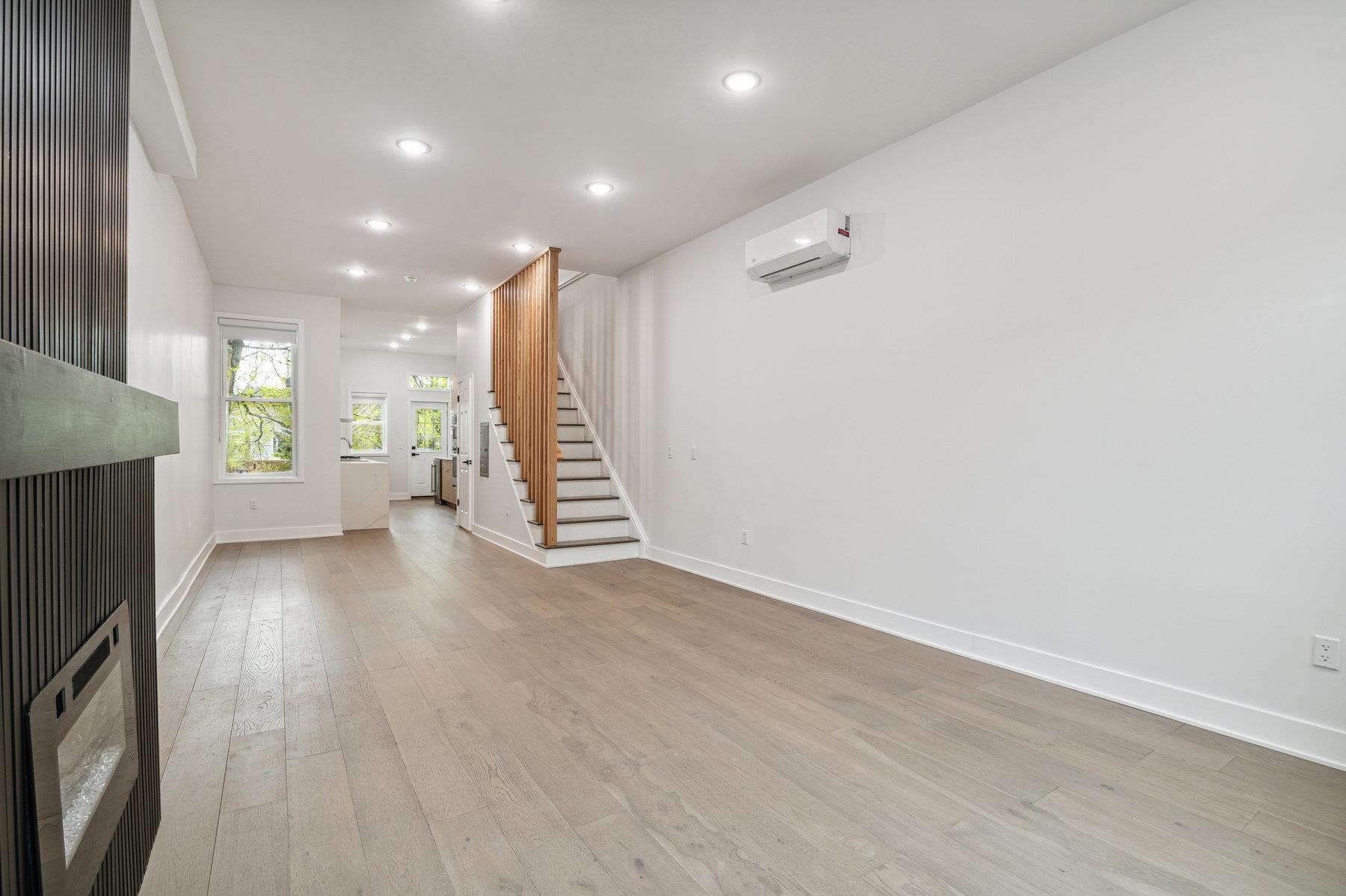 36 PARK ST Unit: 2