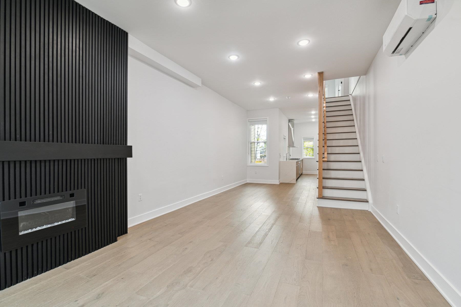 36 PARK ST Unit: 2