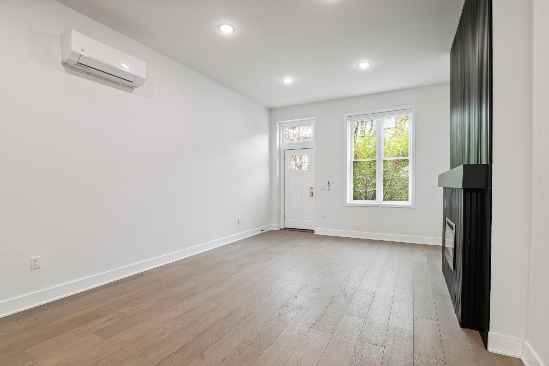 36 PARK ST Unit: 2