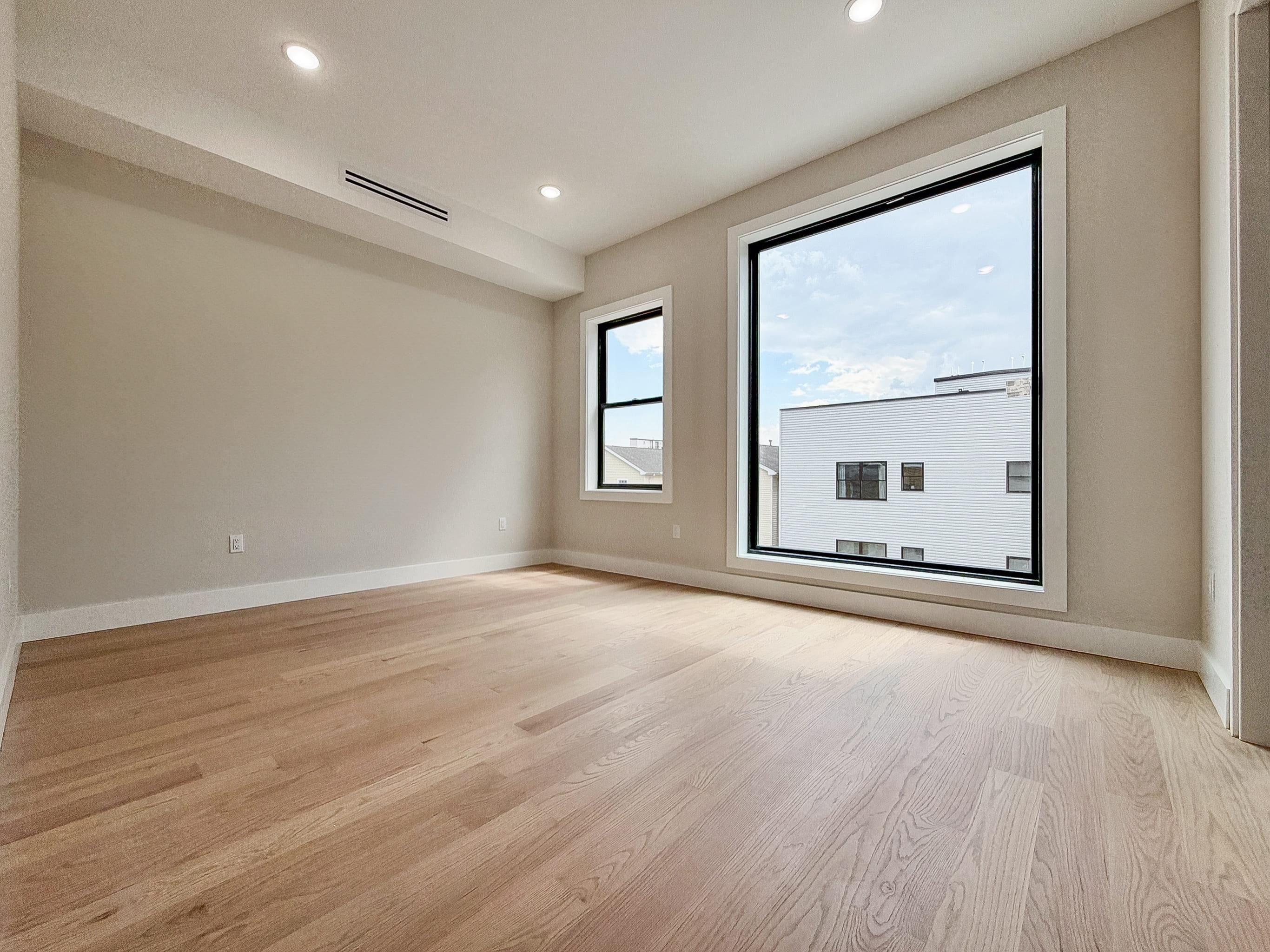 133 NORTH ST Unit: 2