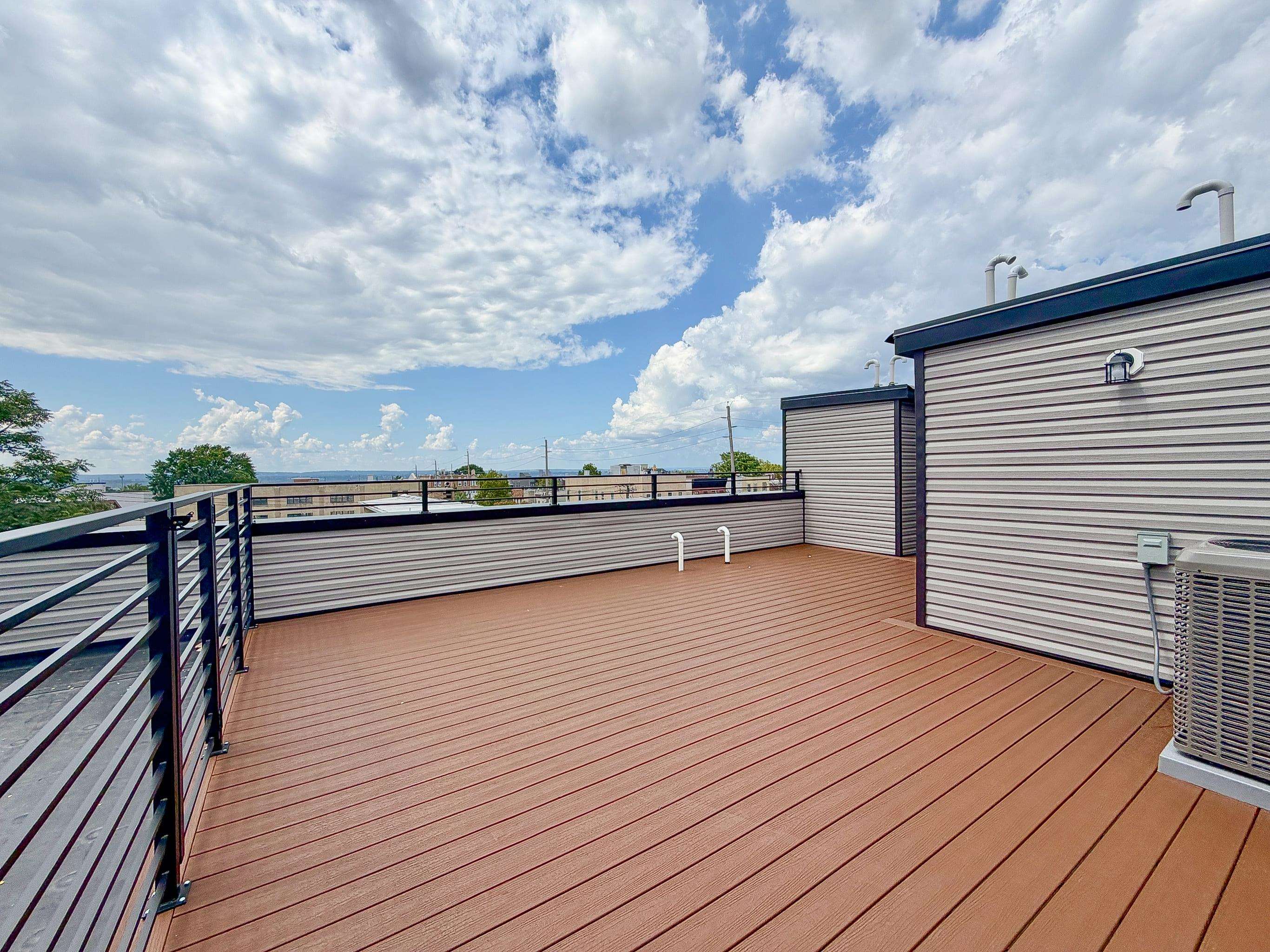 133 NORTH ST Unit: 2