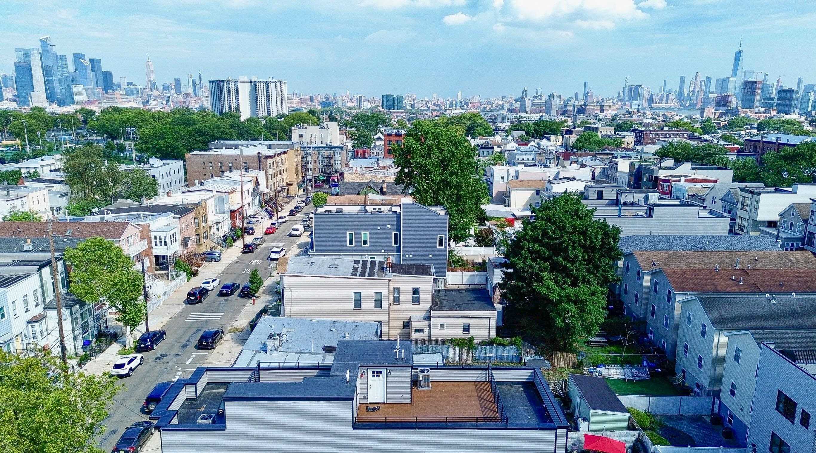 133 NORTH ST Unit: 2