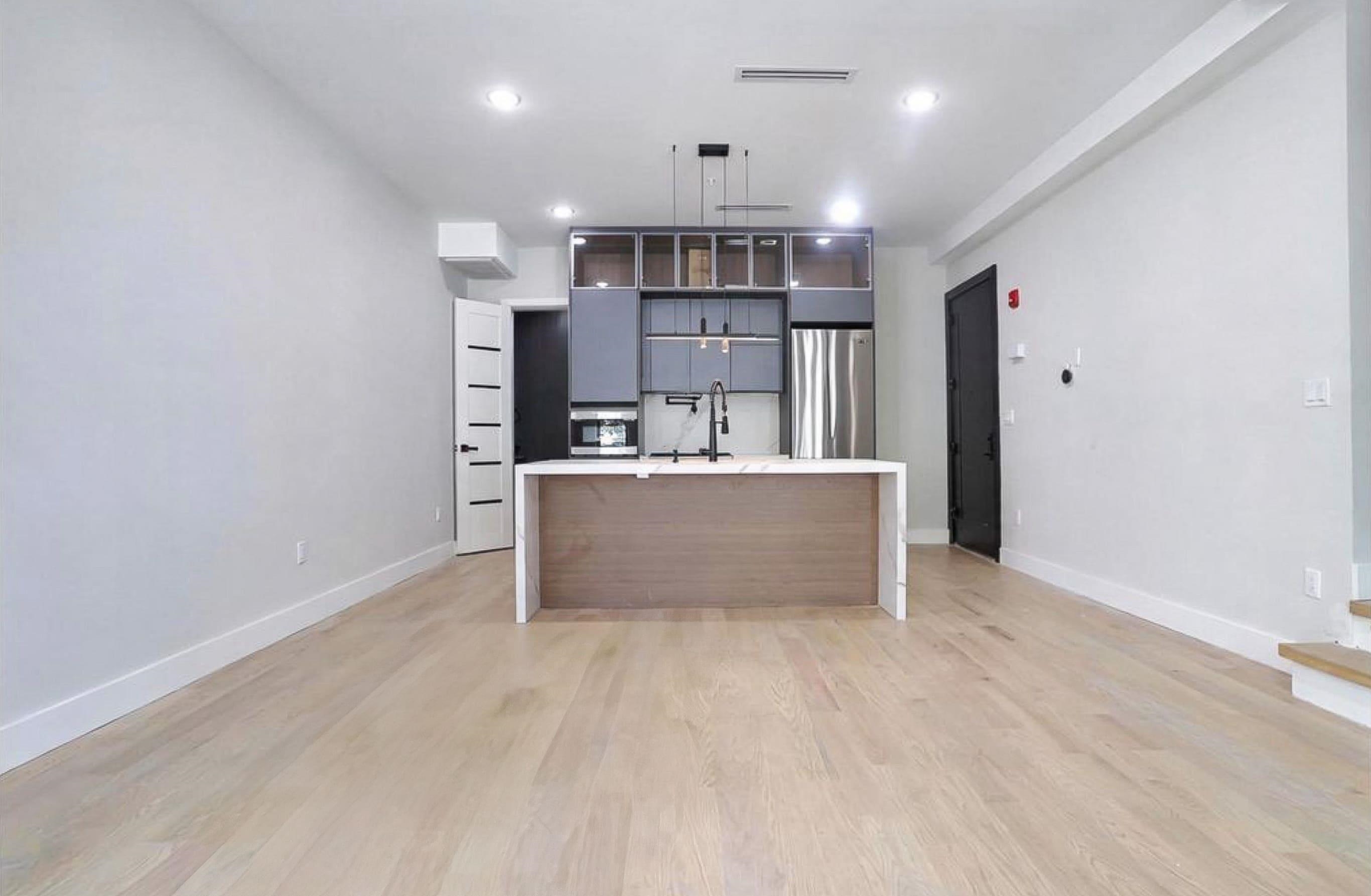 133 NORTH ST Unit: 2