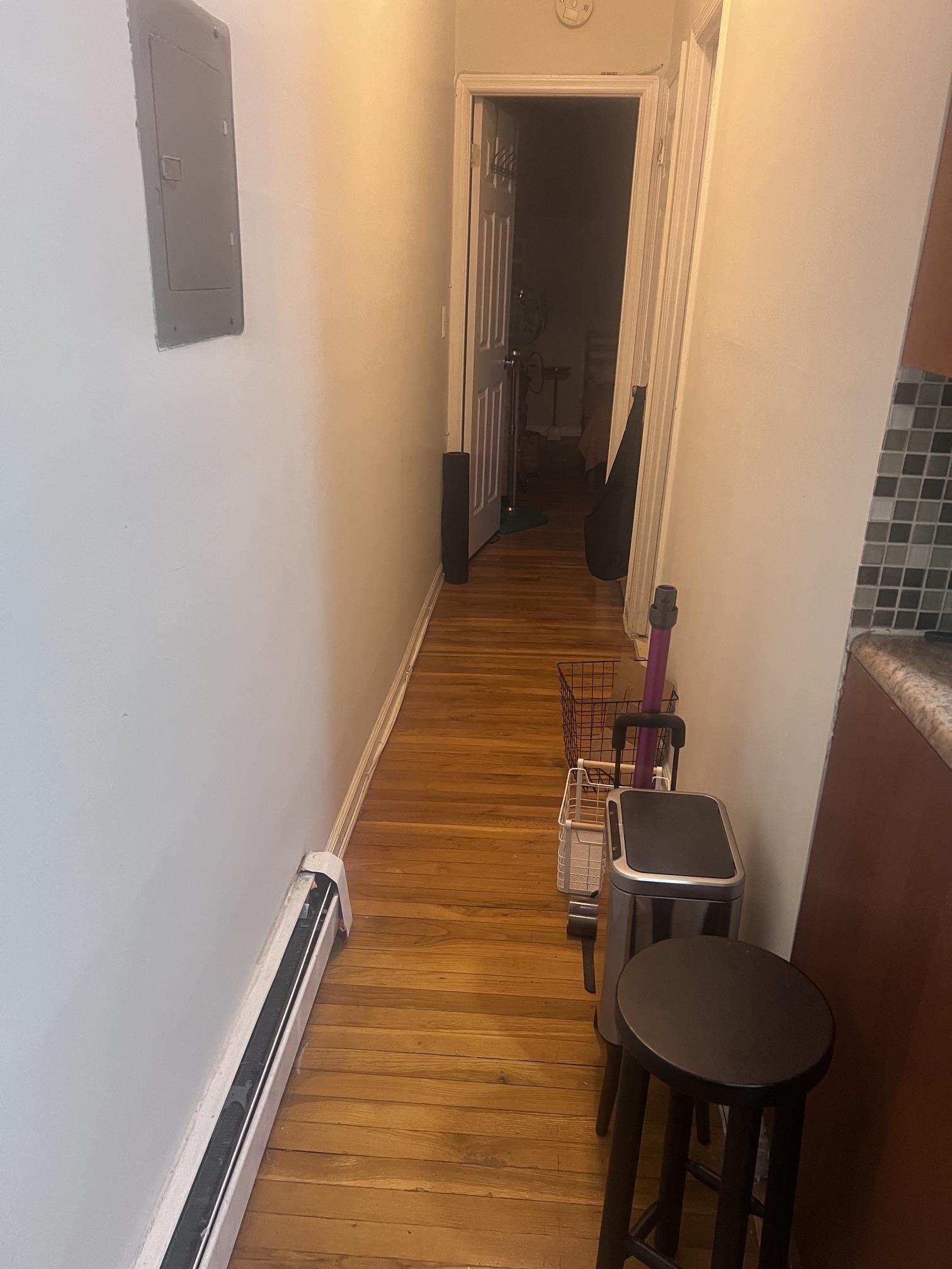 234 6TH ST Unit: 8