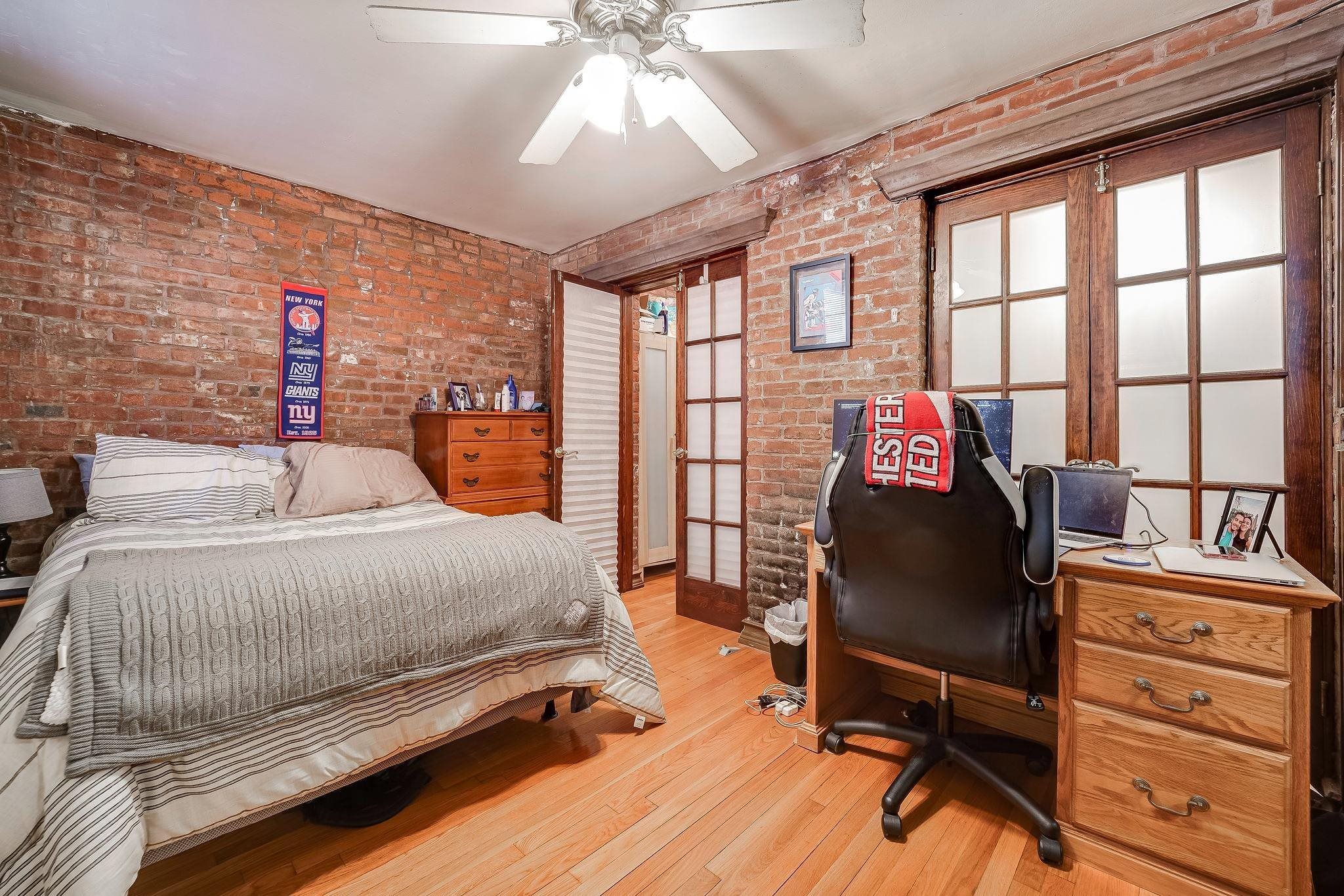 808 BLOOMFIELD ST Unit: A