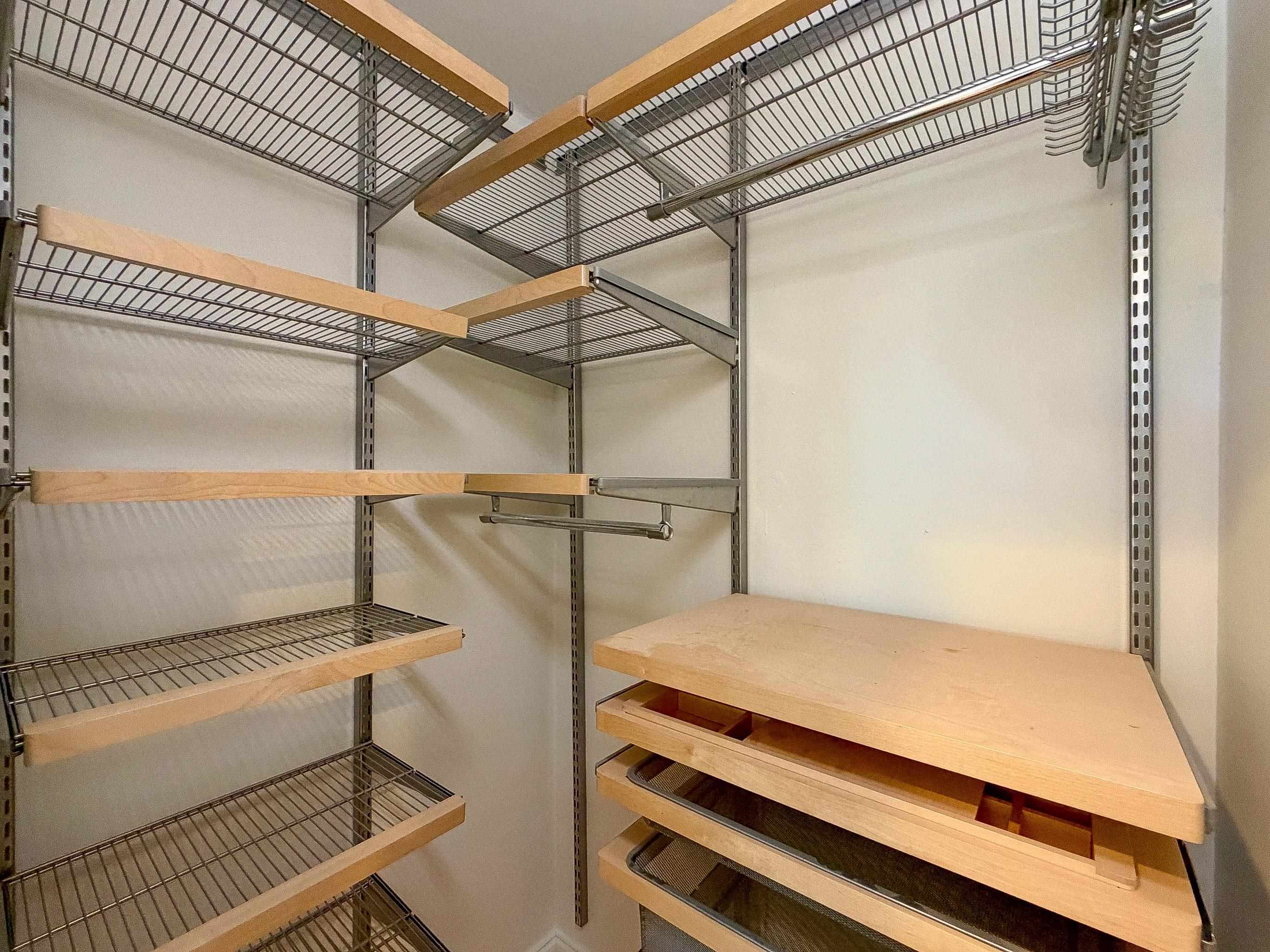 1111 RIVER RD Unit: G7