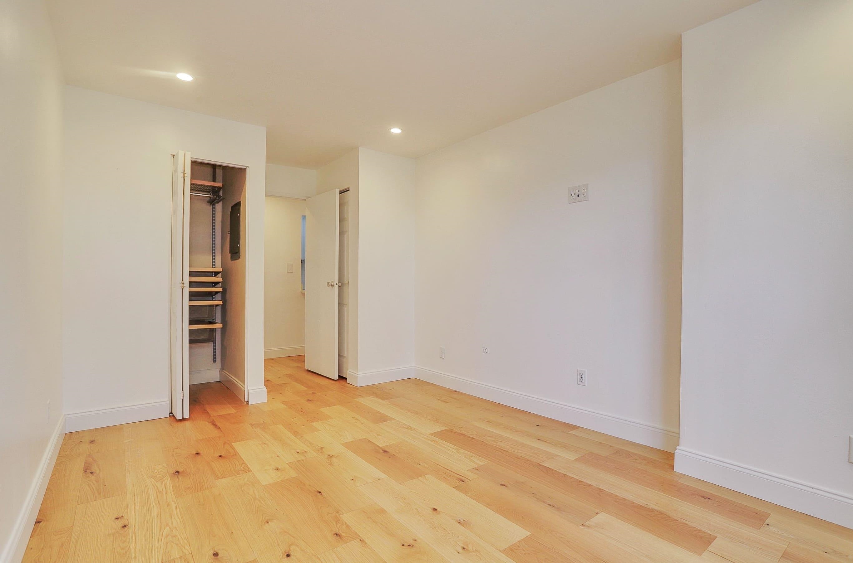 1111 RIVER RD Unit: G7