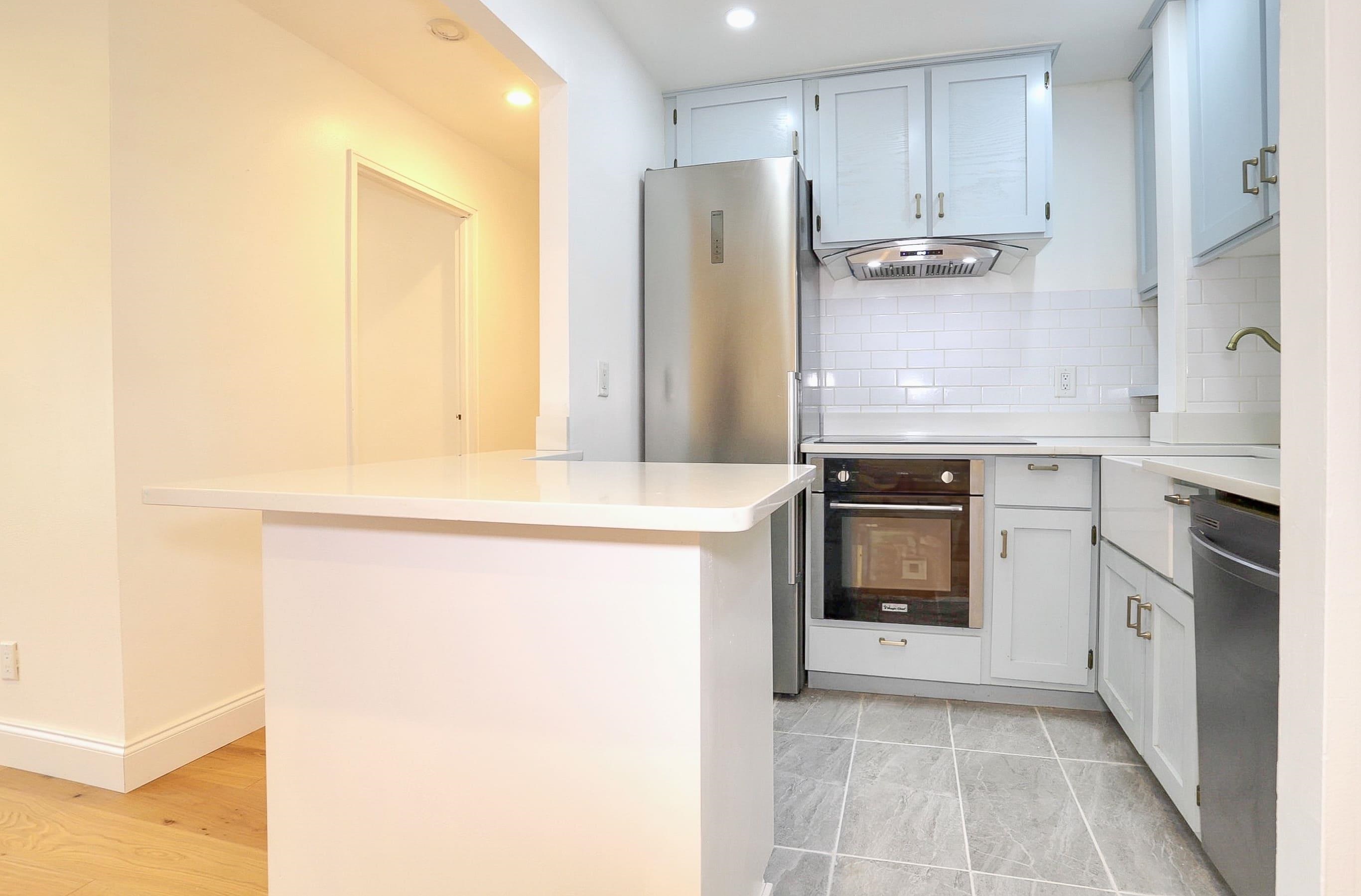 1111 RIVER RD Unit: G7