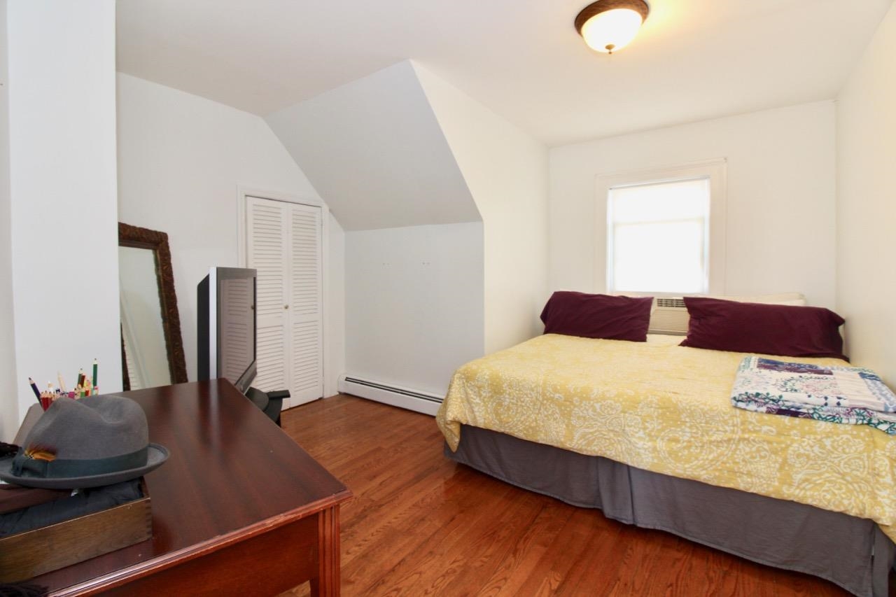 16-18 HUDSON PL Unit: 2