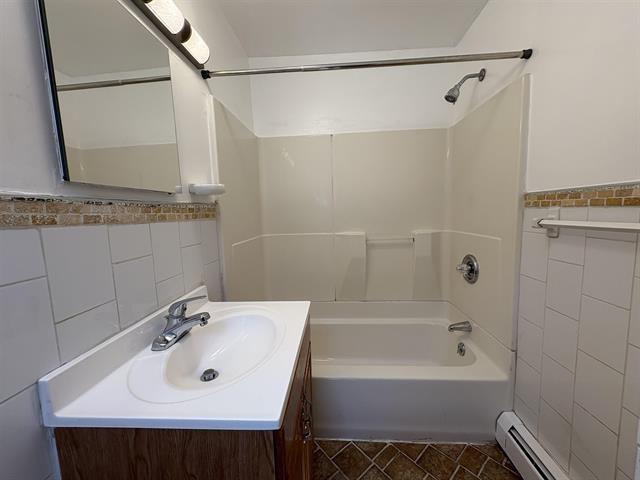 175 MANHATTAN AVE Unit: 1