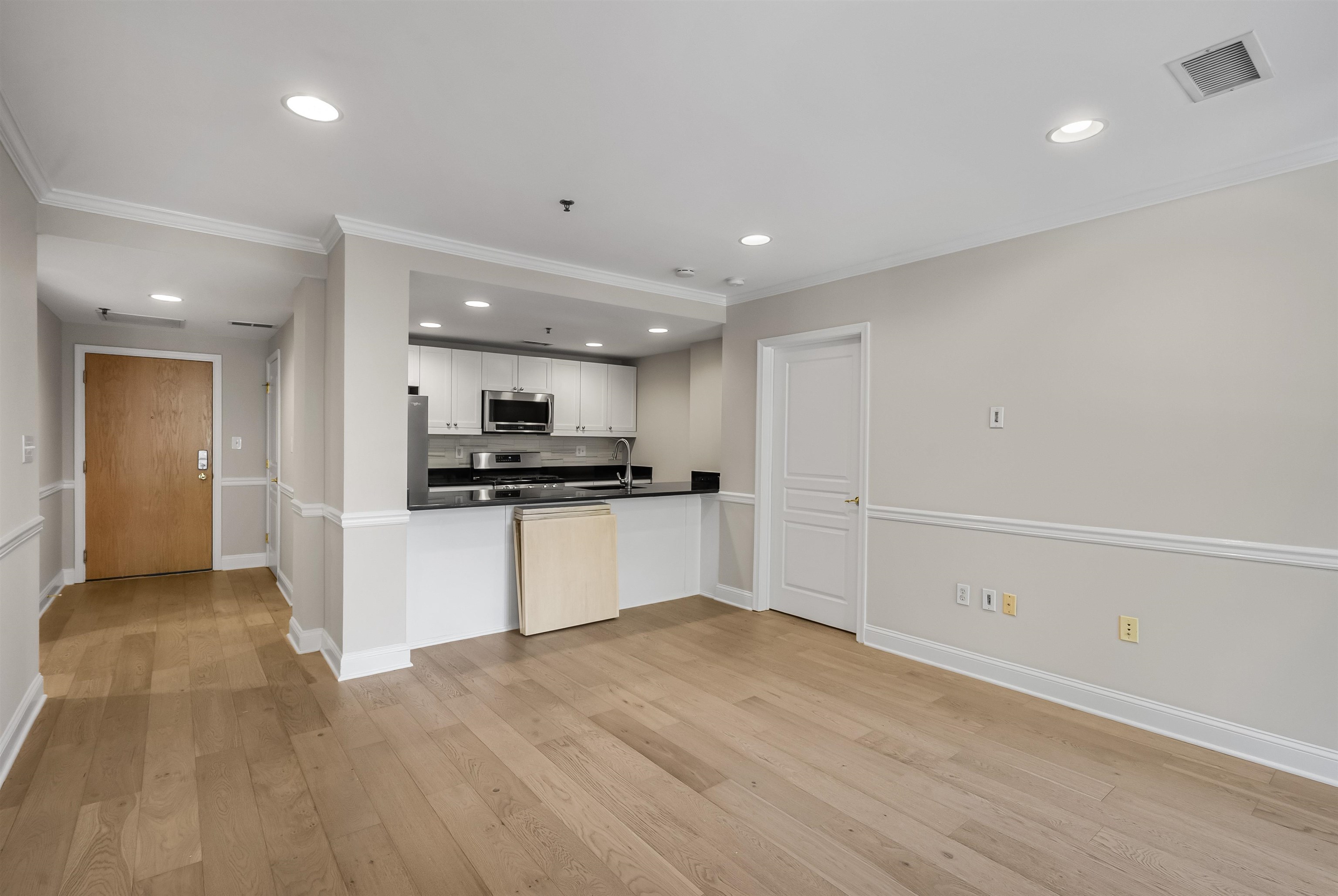 70 ADAMS ST Unit: 2A