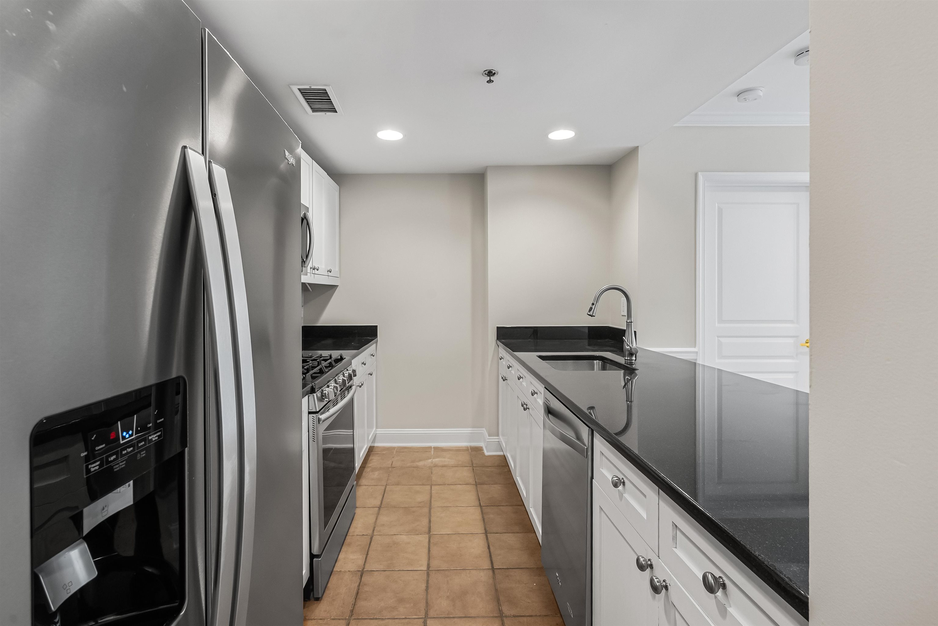 70 ADAMS ST Unit: 2A