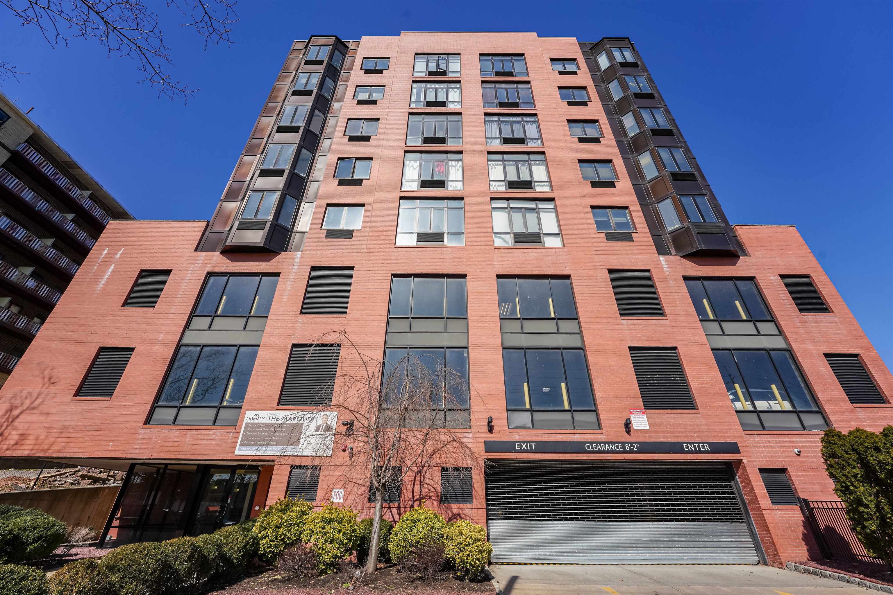29 1ST ST Unit: 702