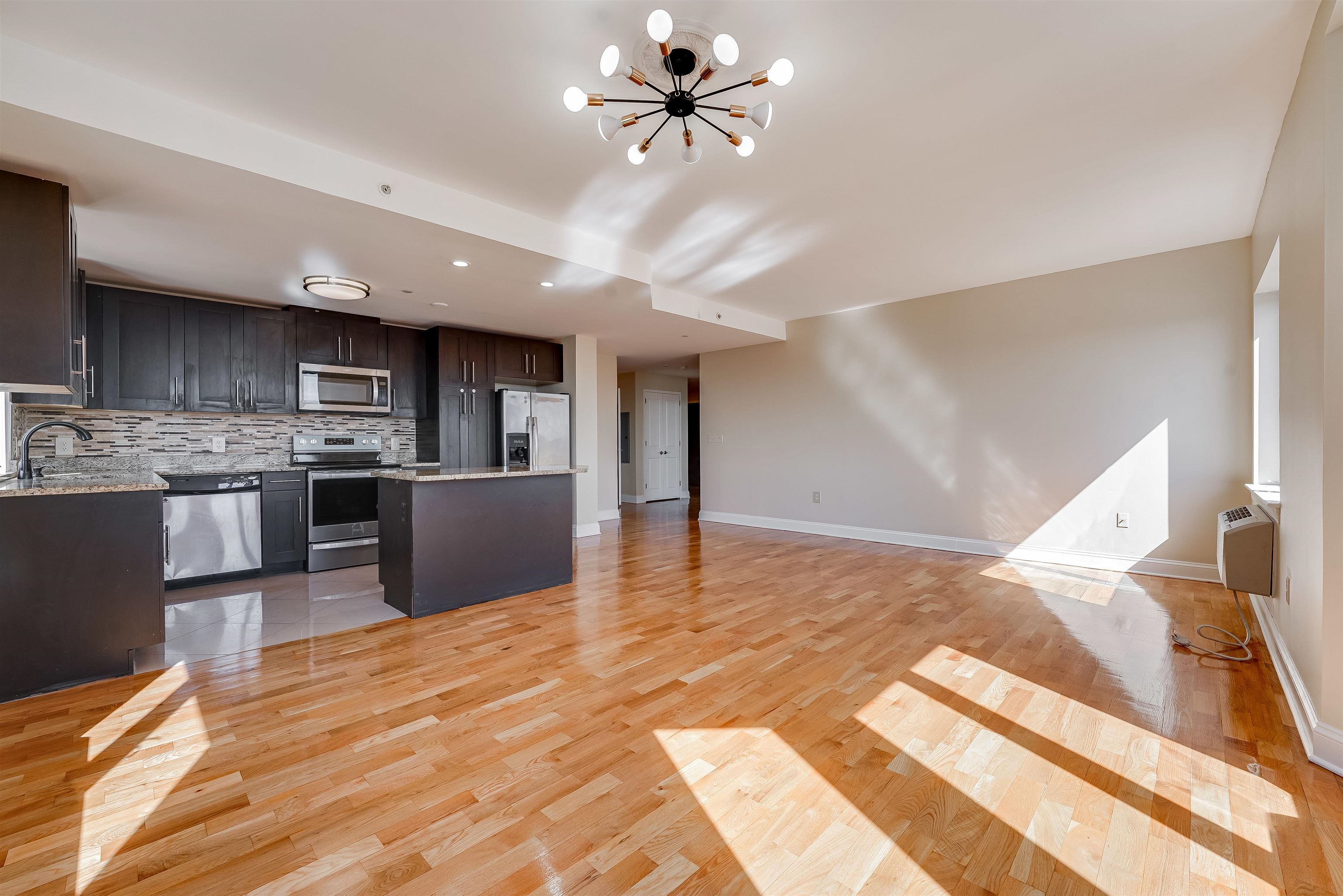 29 1ST ST Unit: 702