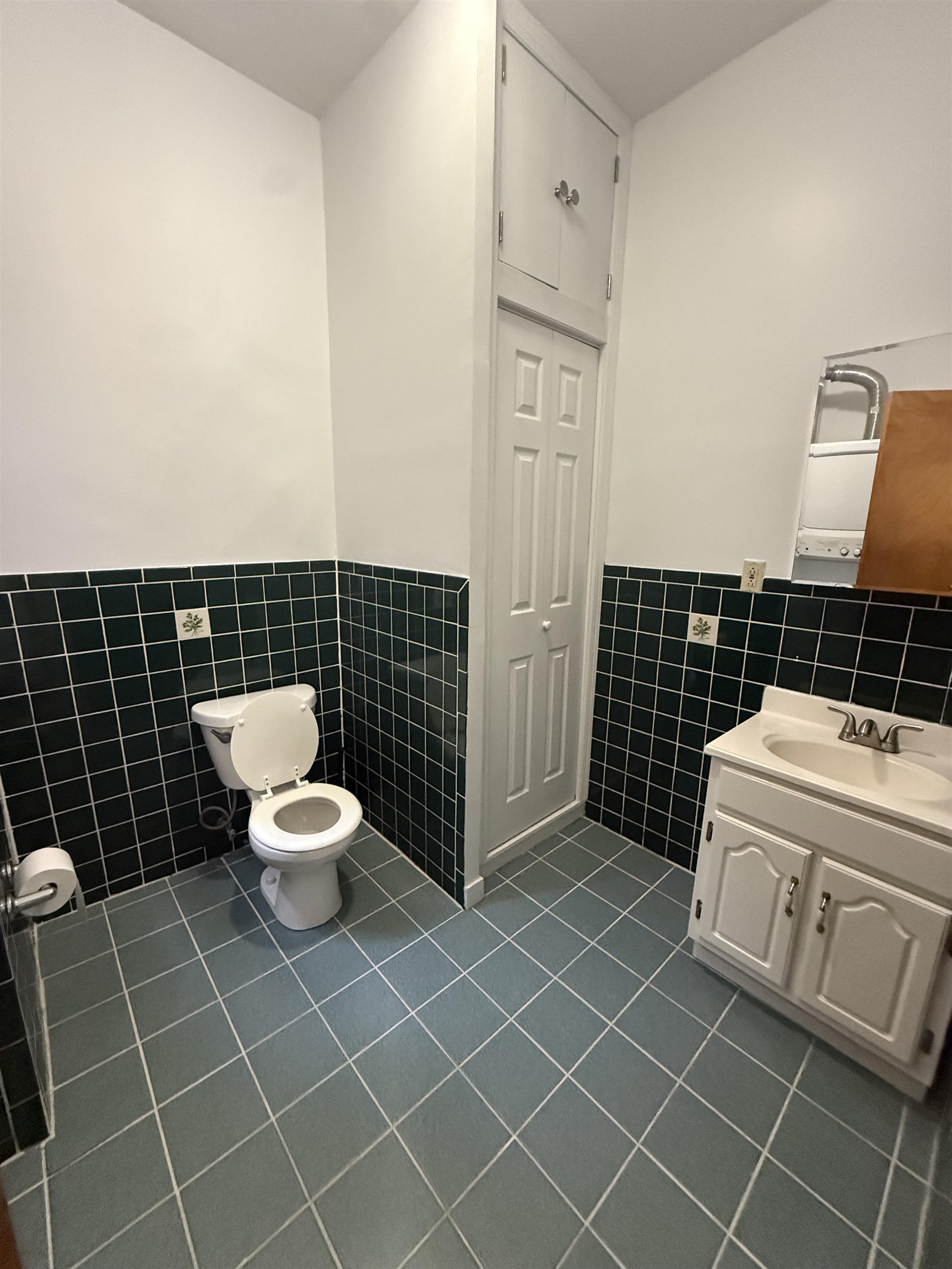 75 LIBERTY PL Unit: 2