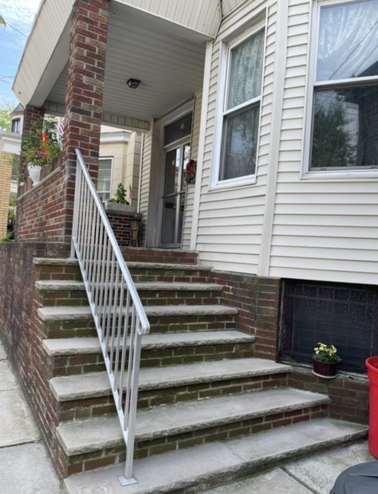 75 LIBERTY PL Unit: 2