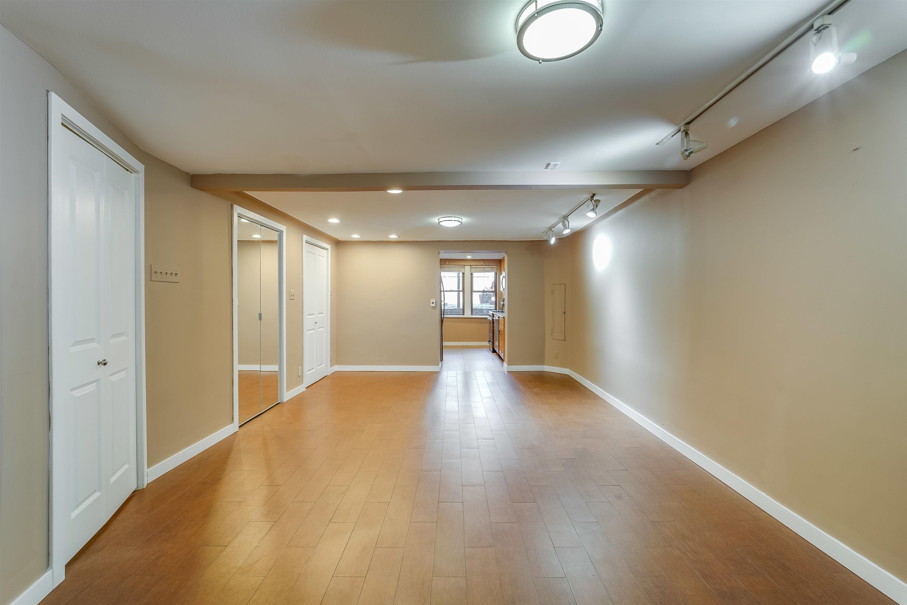 138 GARDEN ST Unit: 1