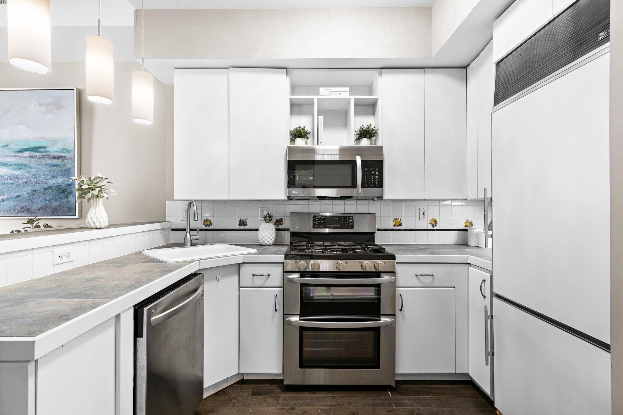 93 ADAMS ST Unit: 1