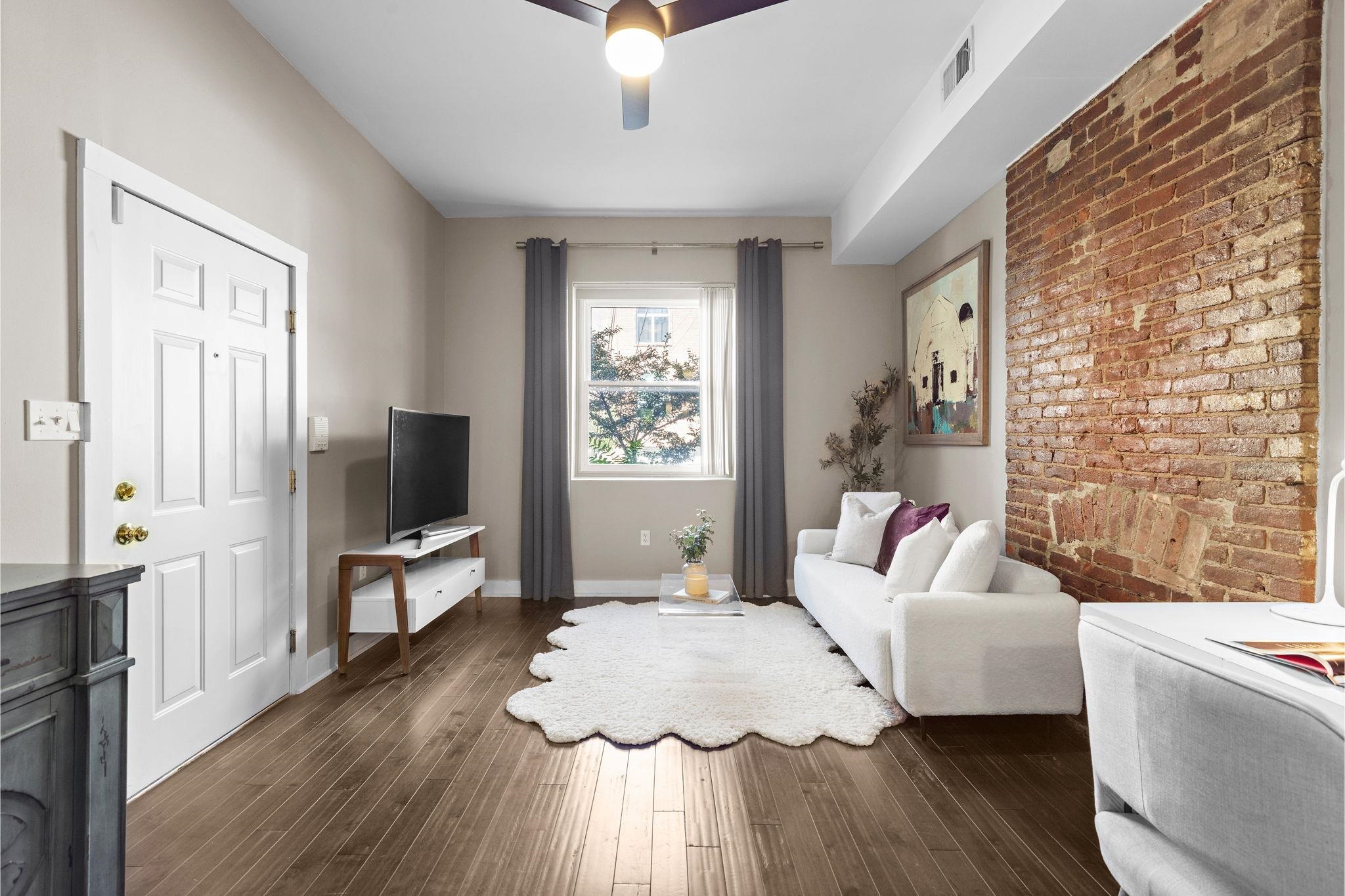 93 ADAMS ST Unit: 1