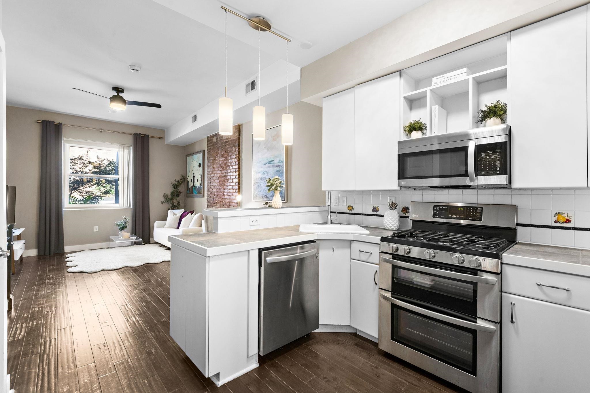 93 ADAMS ST Unit: 1