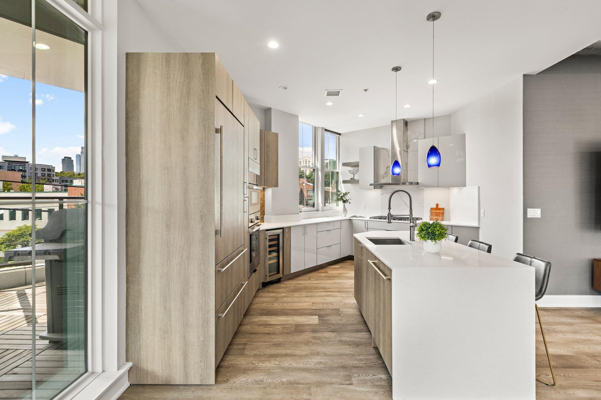 100 PATERSON AVE Unit: 3A