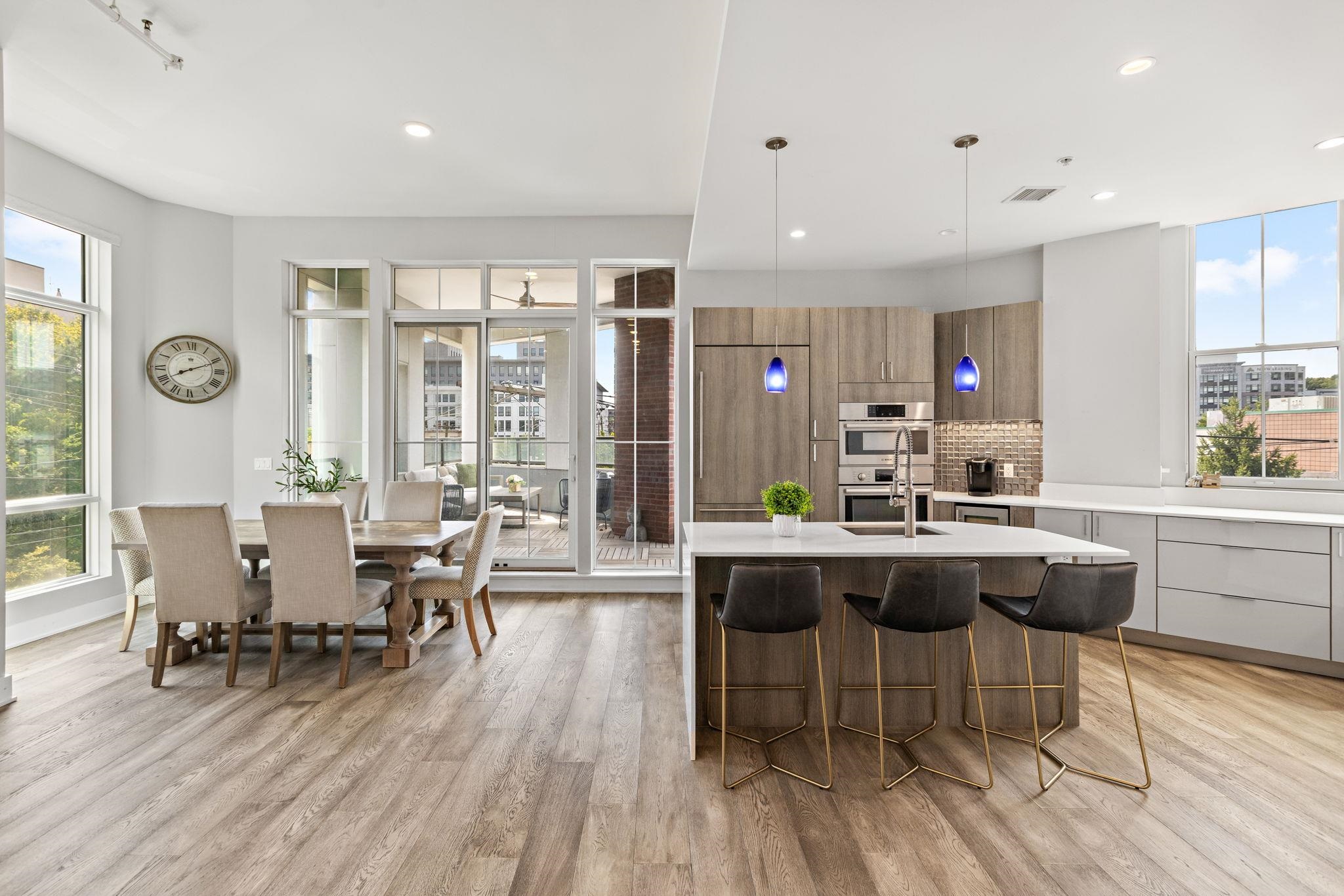 100 PATERSON AVE Unit: 3A