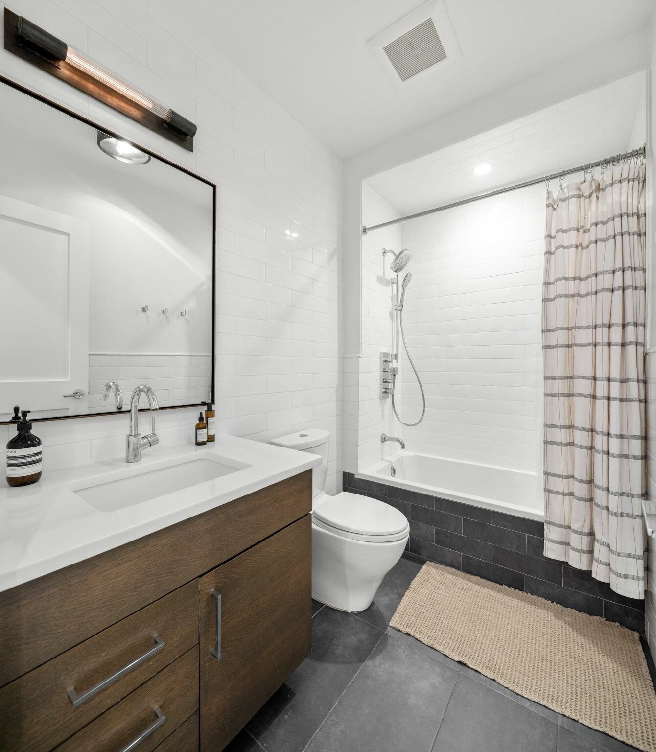 810 PARK AVE Unit: 1