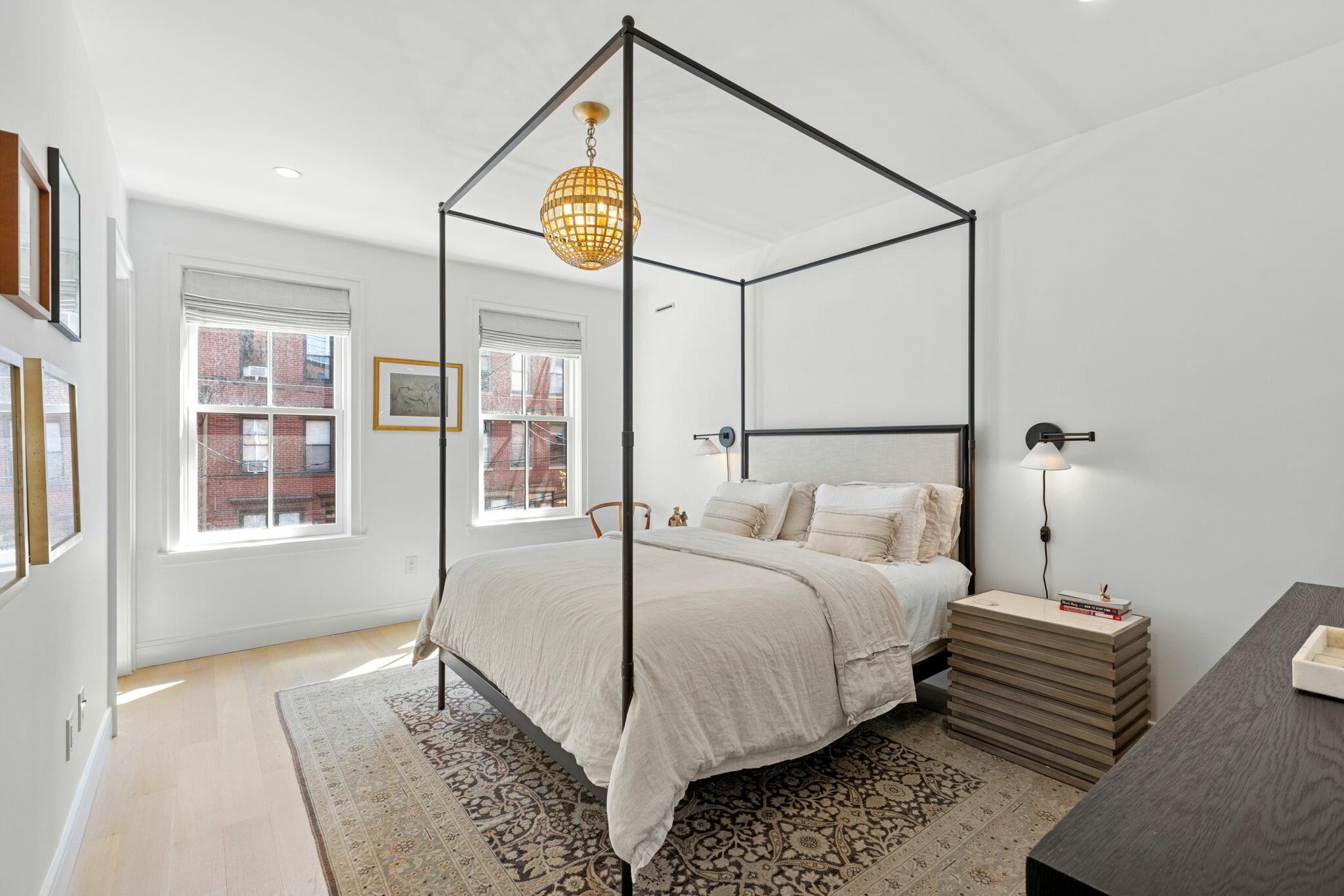 810 PARK AVE Unit: 1